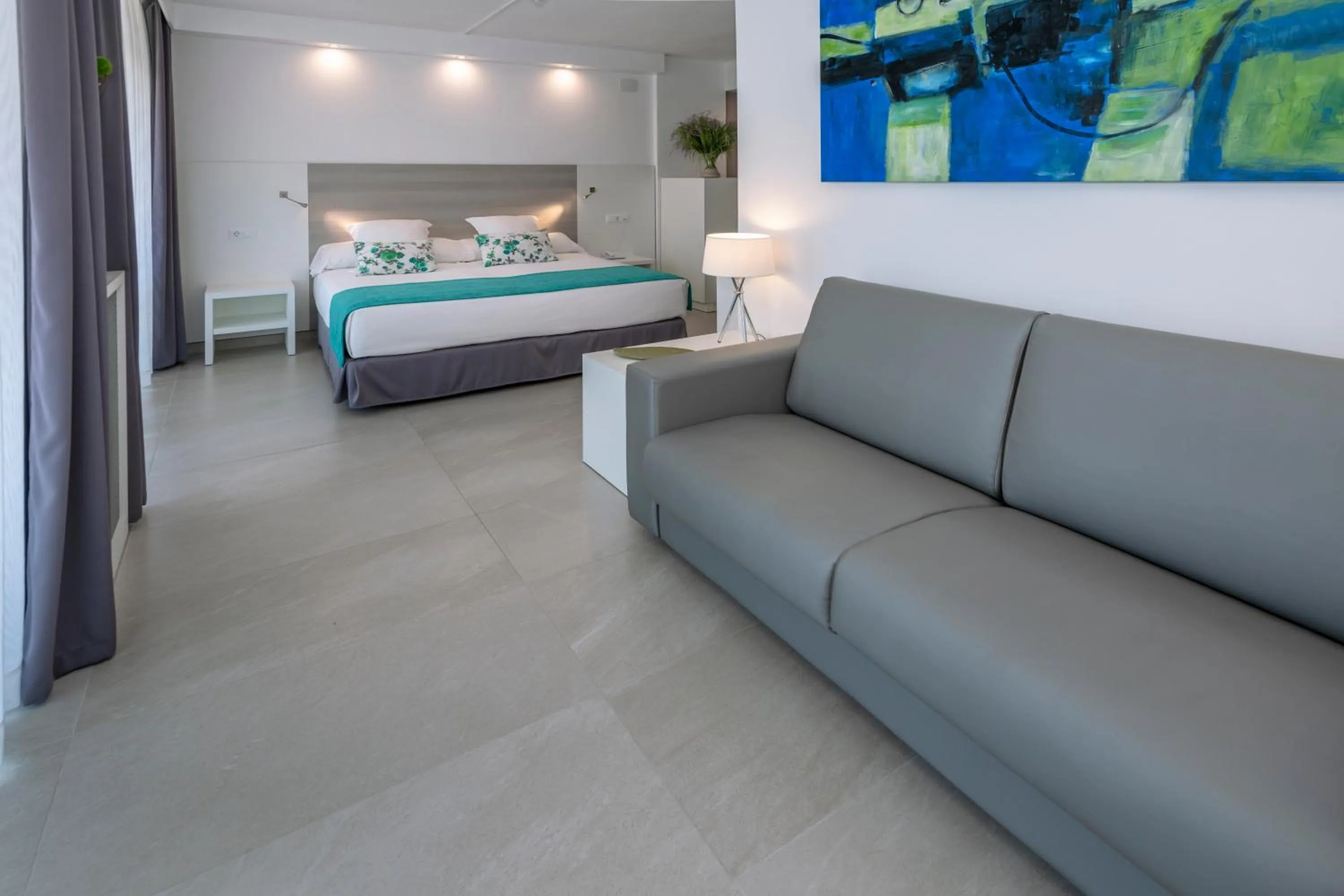 Photo of the whole room, Bed in Hotel Olympus Palace