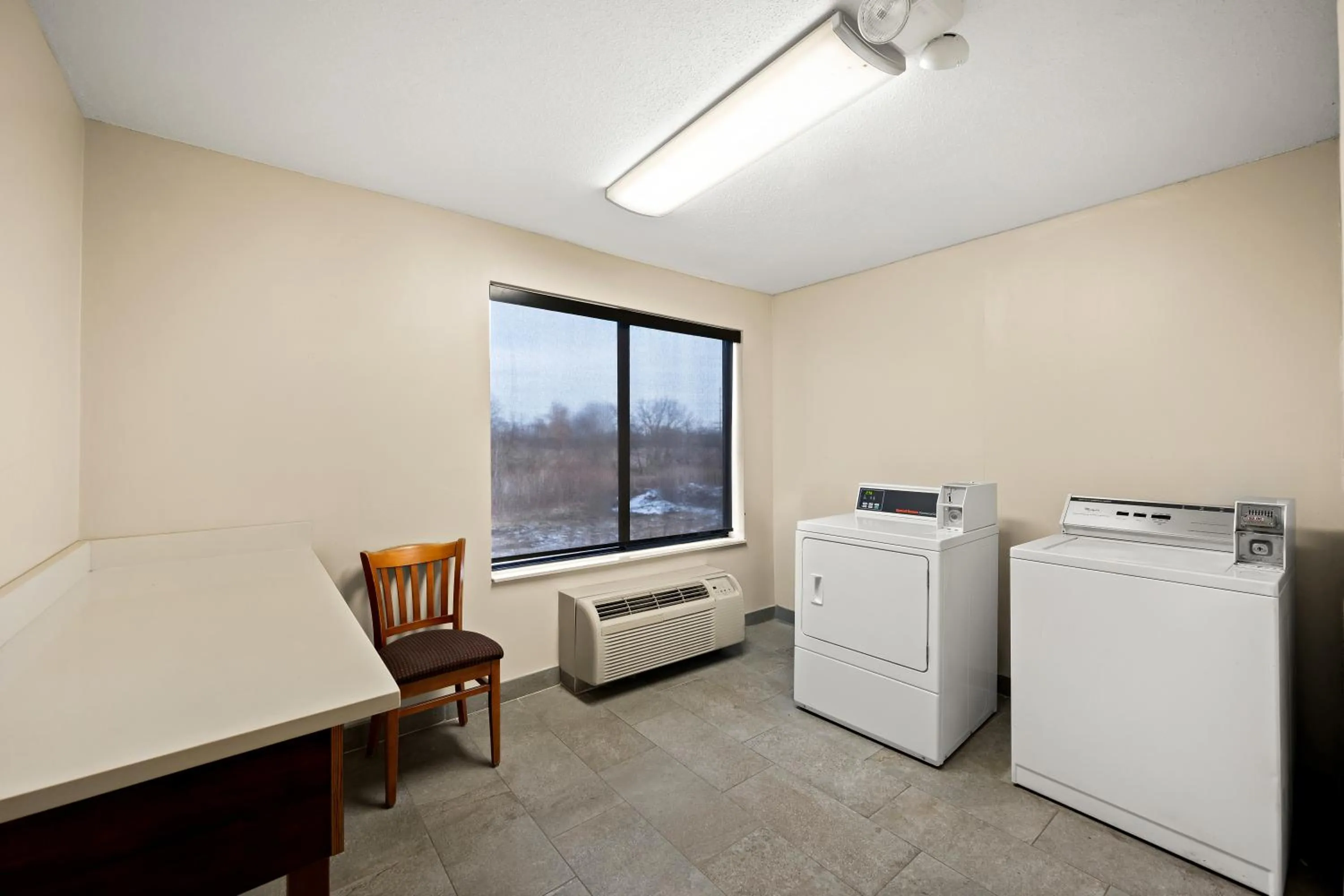 Comfort Inn & Suites Decatur-Forsyth