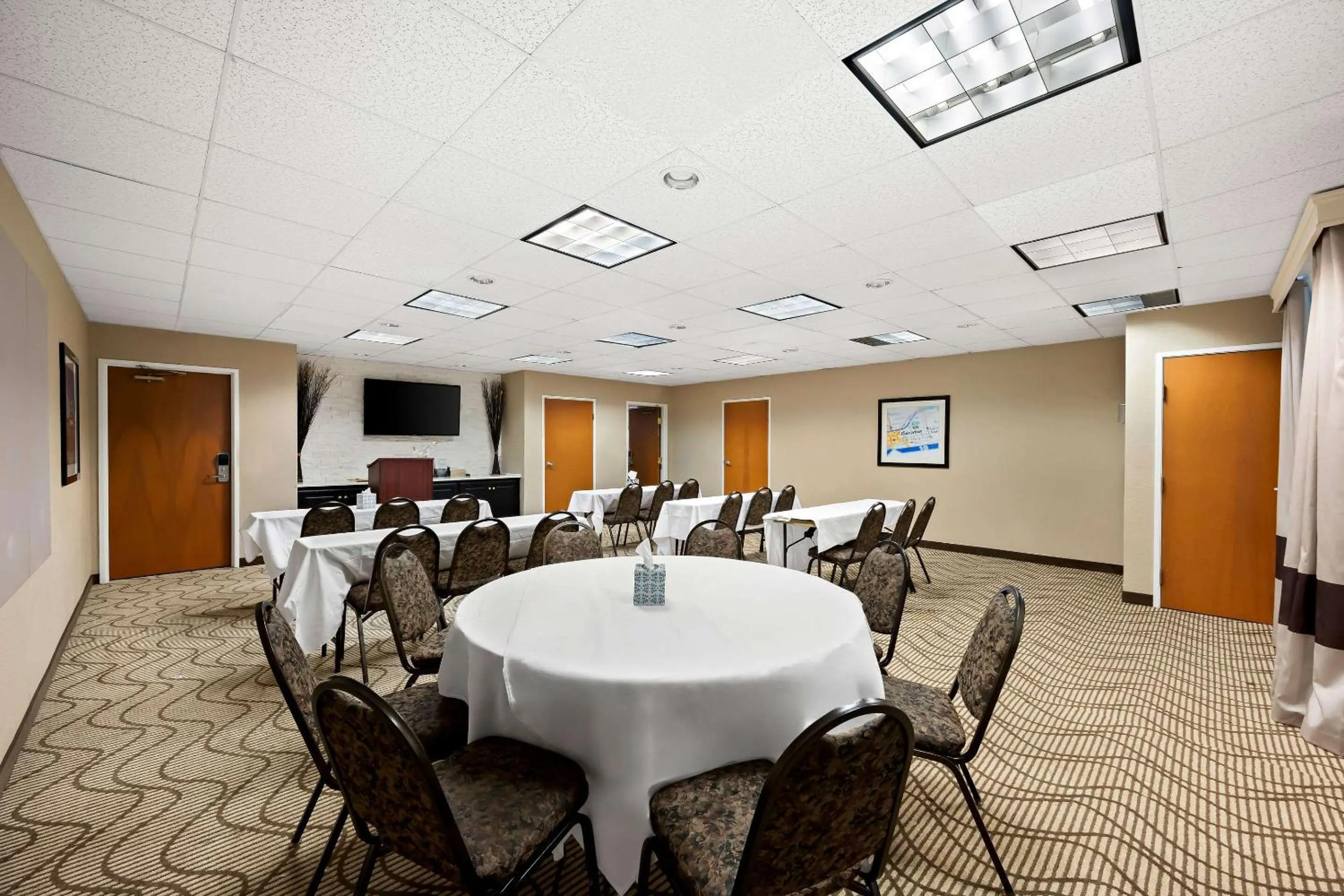 Meeting/conference room in Comfort Inn & Suites Decatur-Forsyth