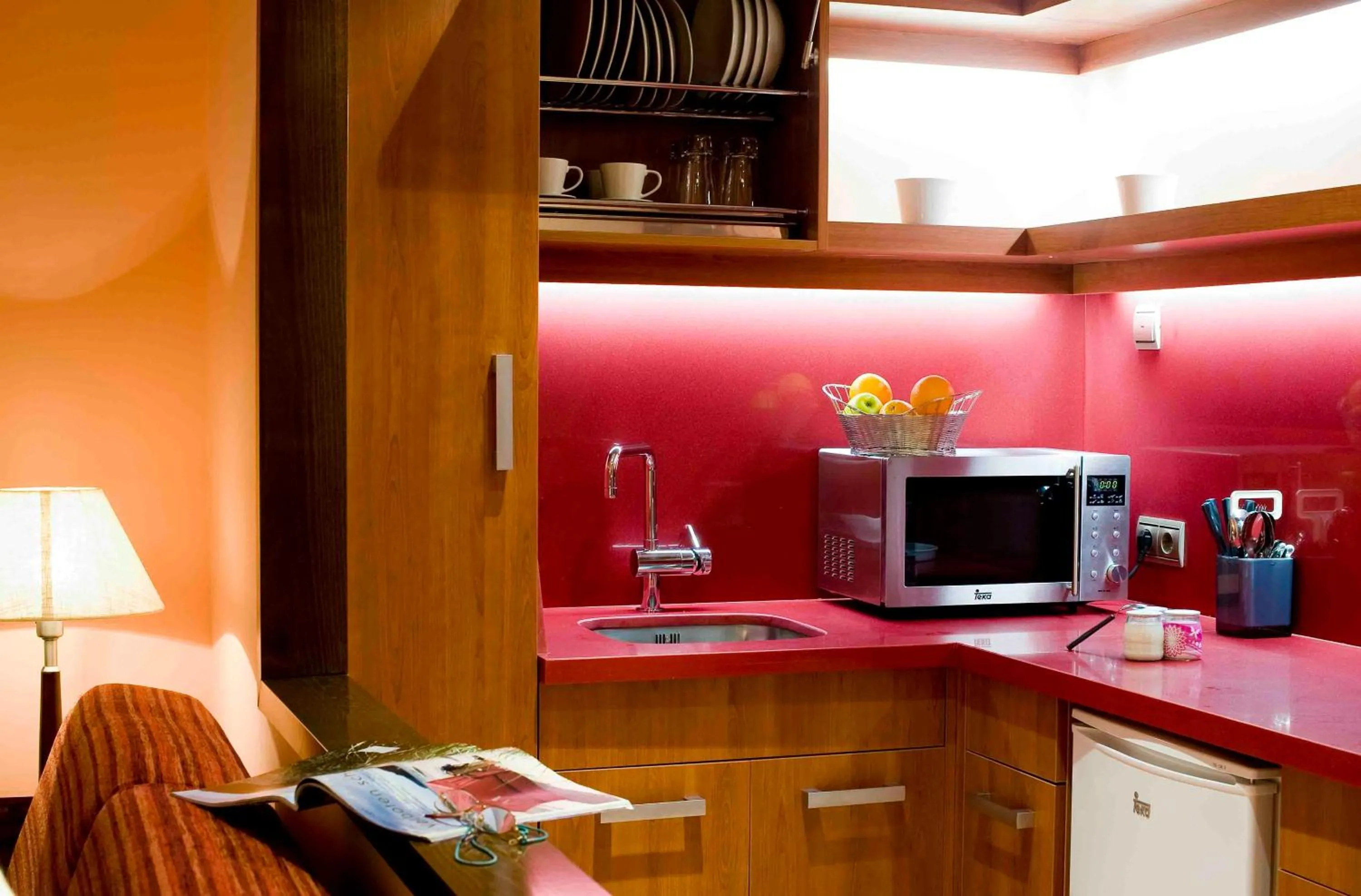 Kitchen or kitchenette in Suites Gran Vía 44