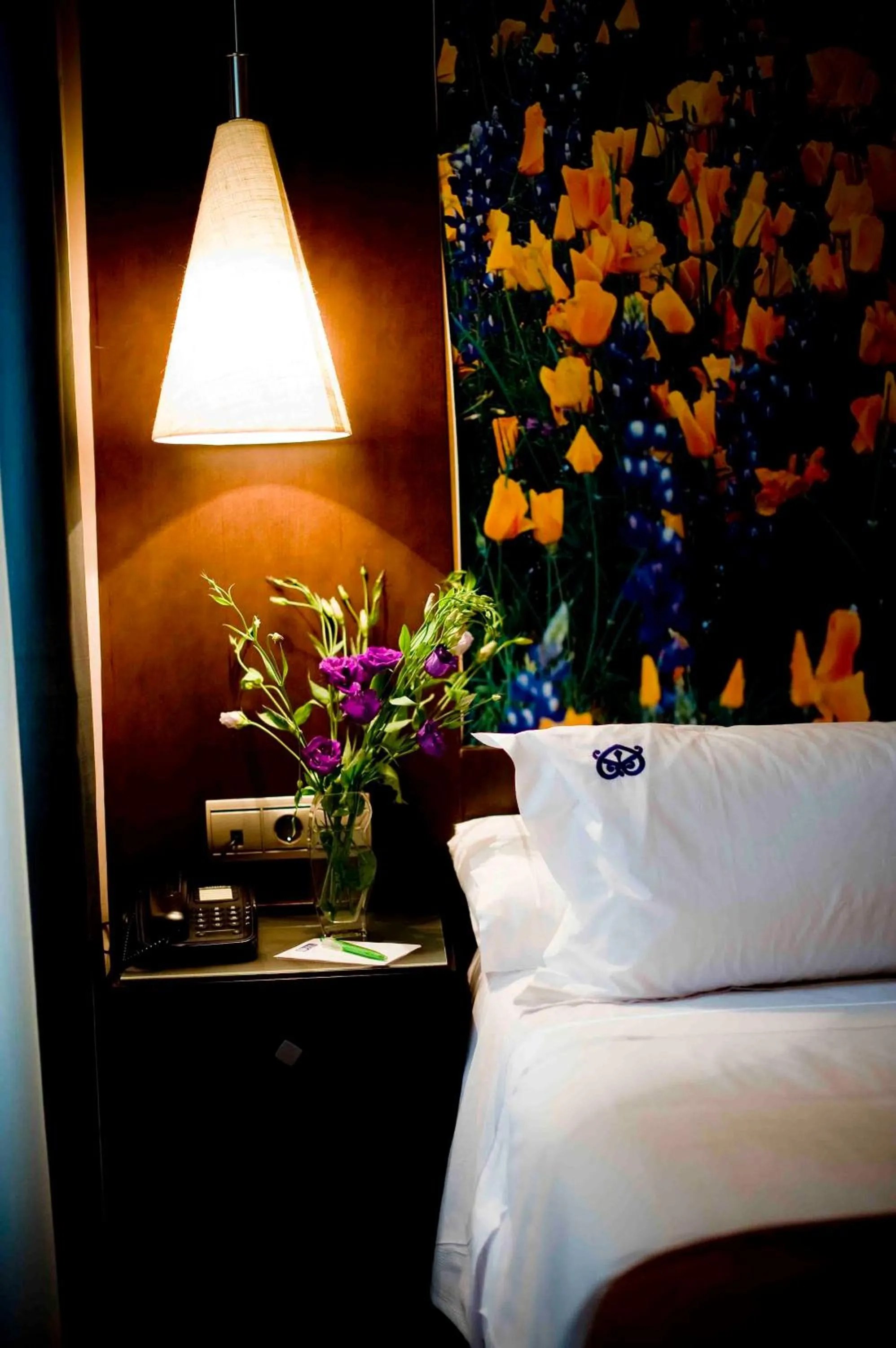 Bed in Suites Gran Vía 44