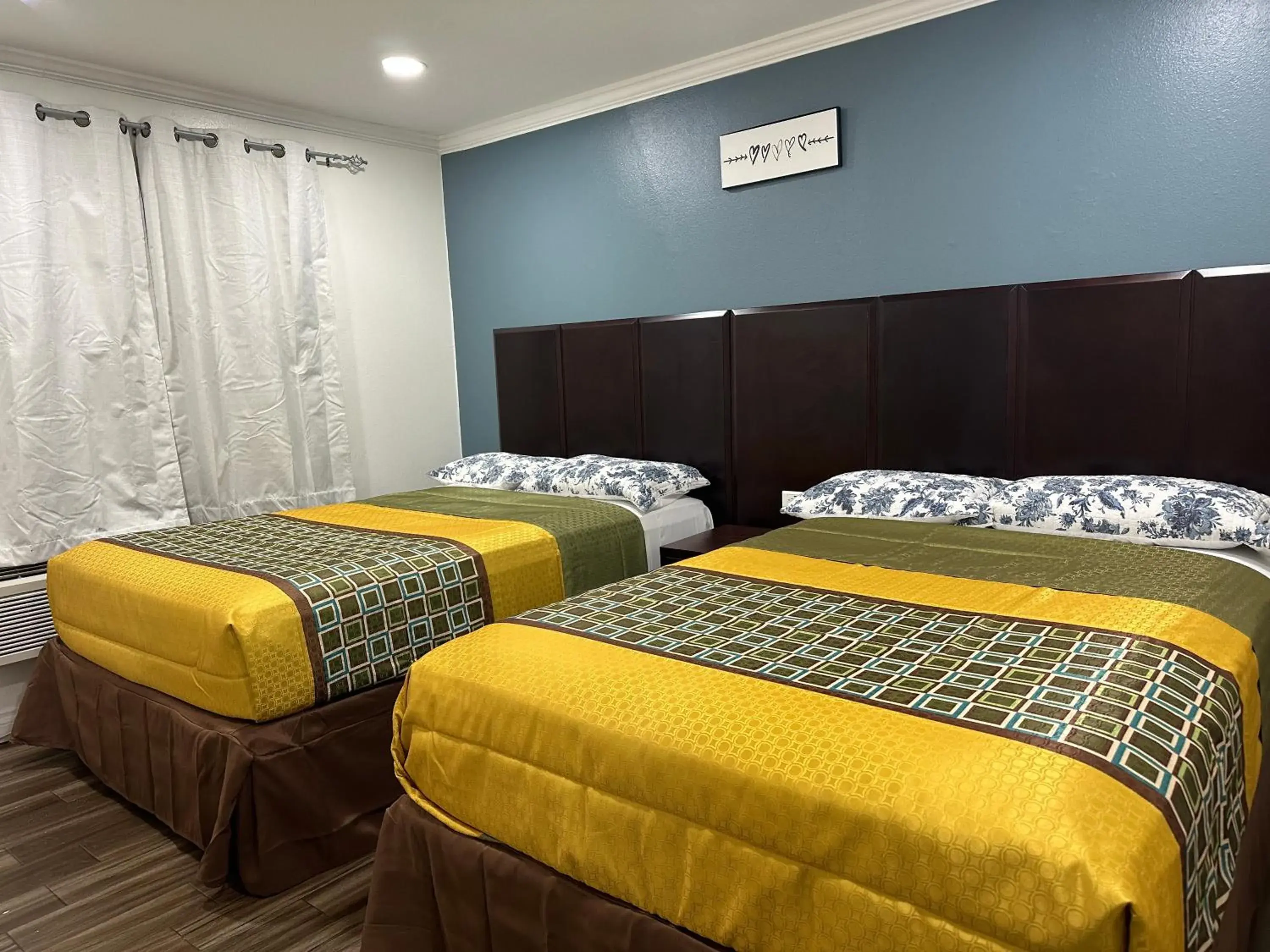 Deluxe Suite in Bartlett Motel Deluxe Suite in Bartlett Motel