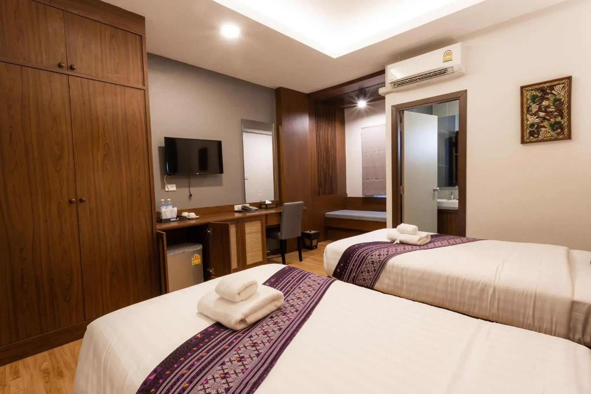 Standard Twin Room in Lima Lanna Hotel Standard Twin Room in Lima Lanna Hotel