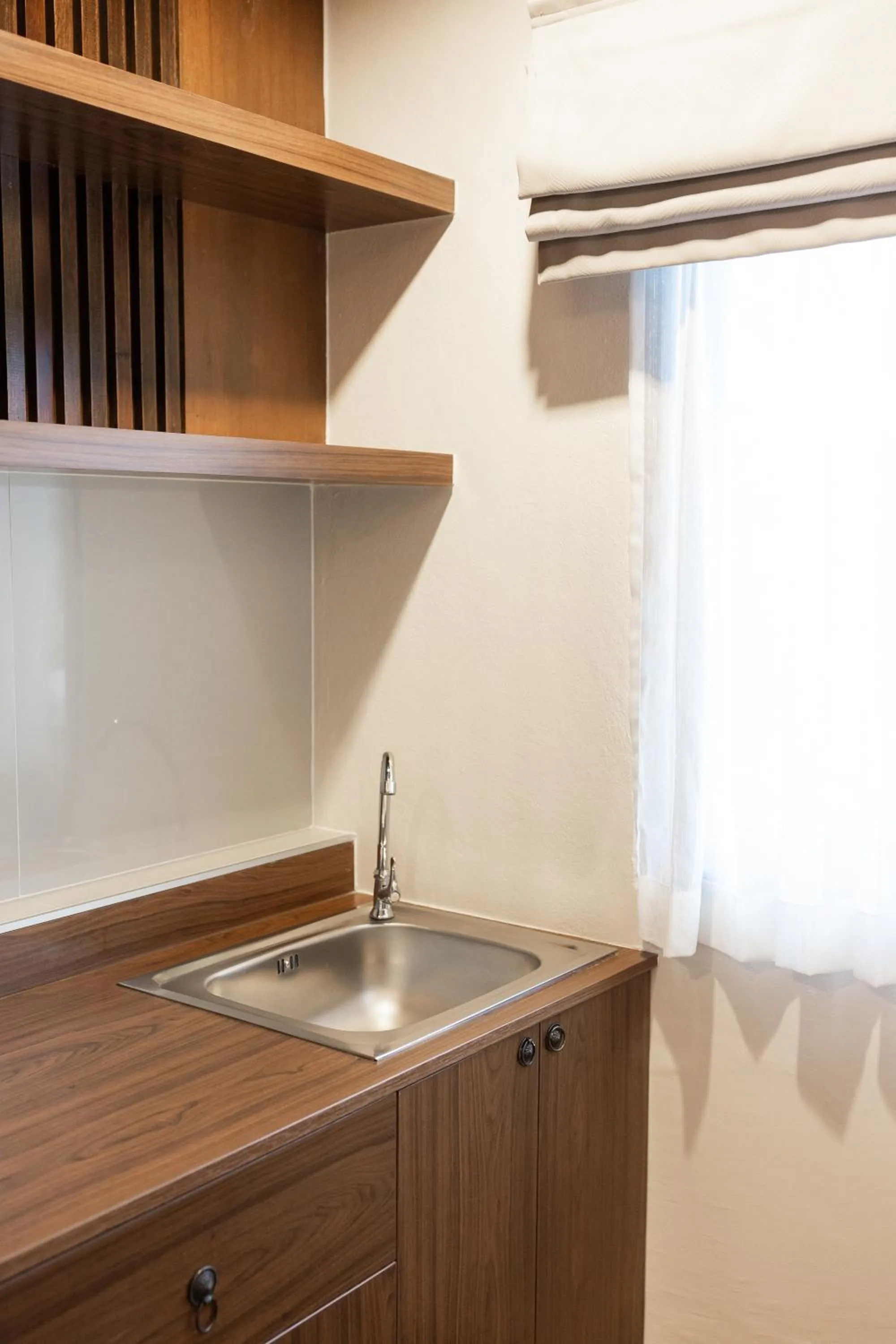 Kitchen or kitchenette in Lima Lanna Hotel