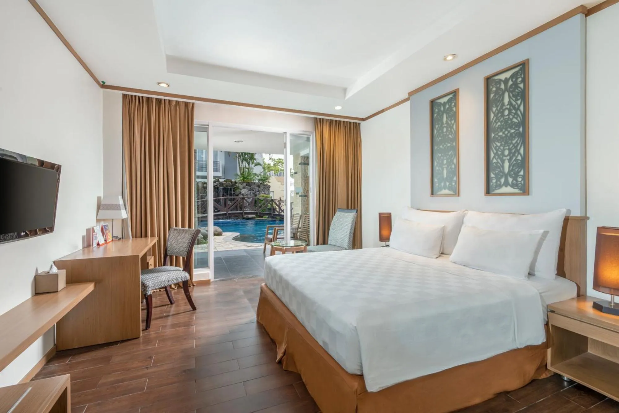 Bed in Swiss-Belhotel Danum Palangkaraya