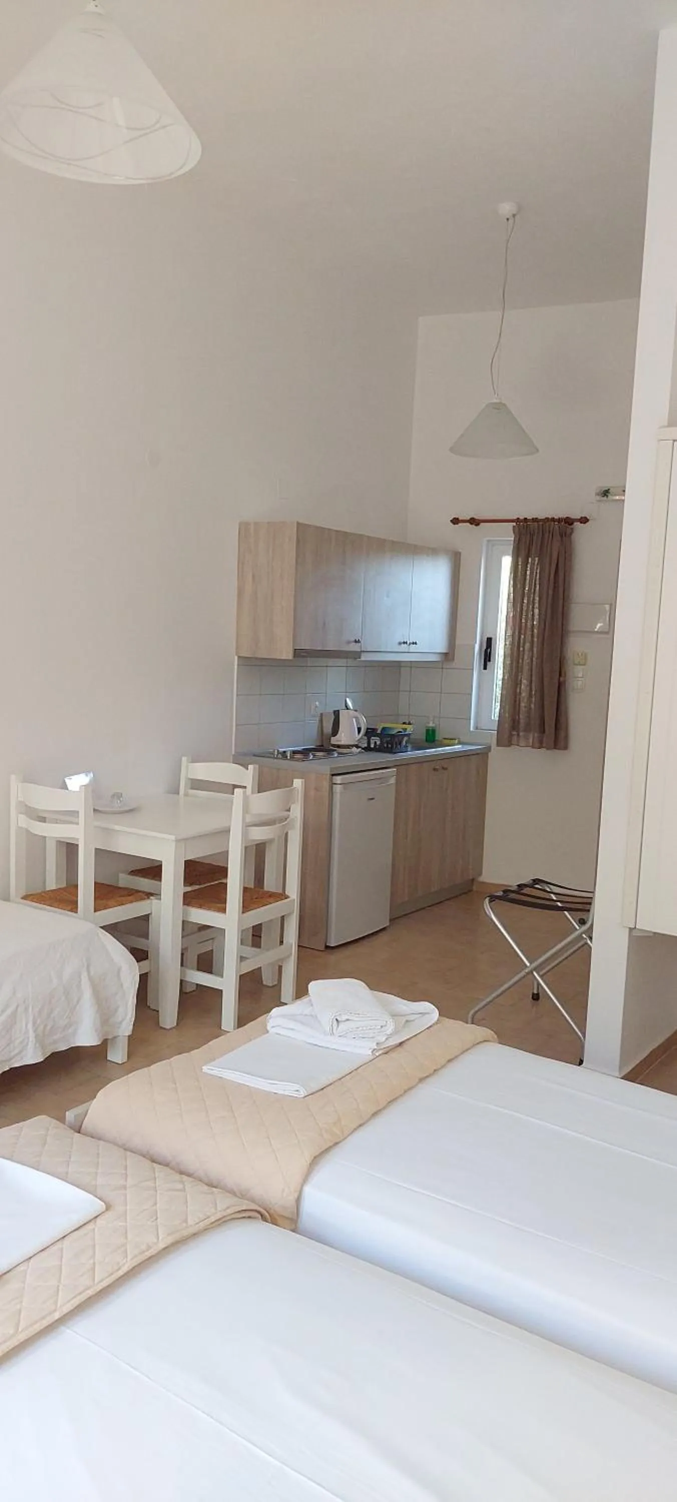 Kitchen or kitchenette in Sifis Studios