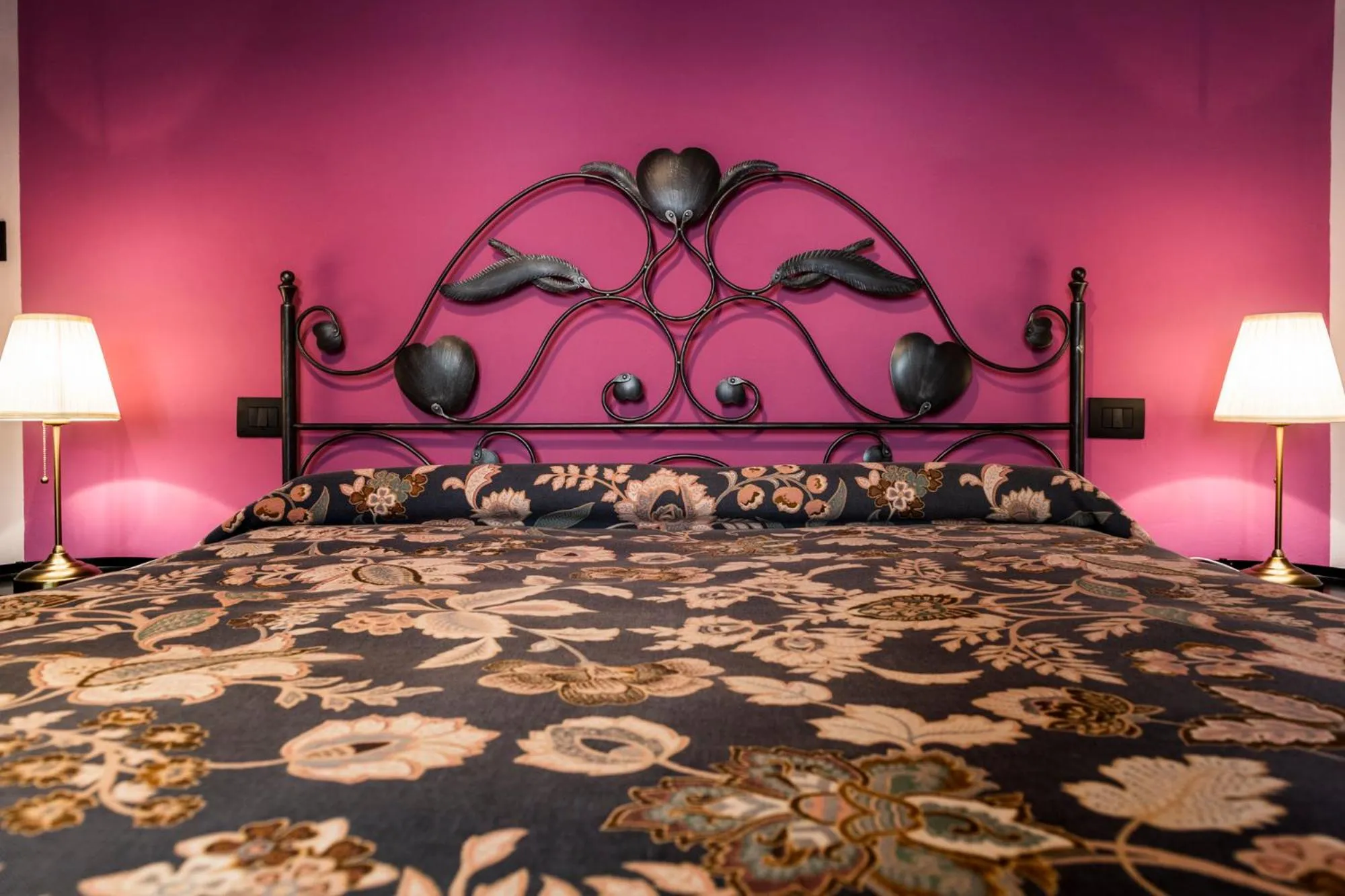 Bedroom, Bed in Ca'diFra