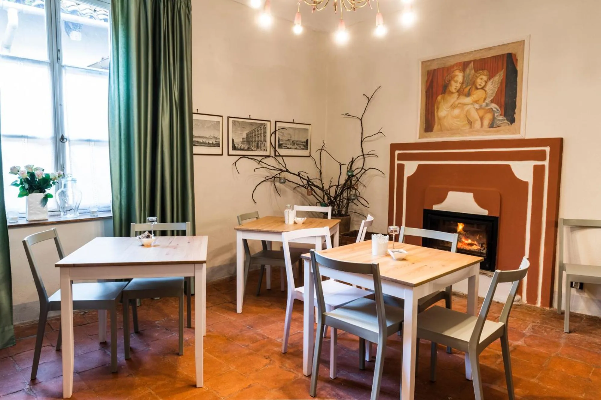 Dining area in Ca'diFra