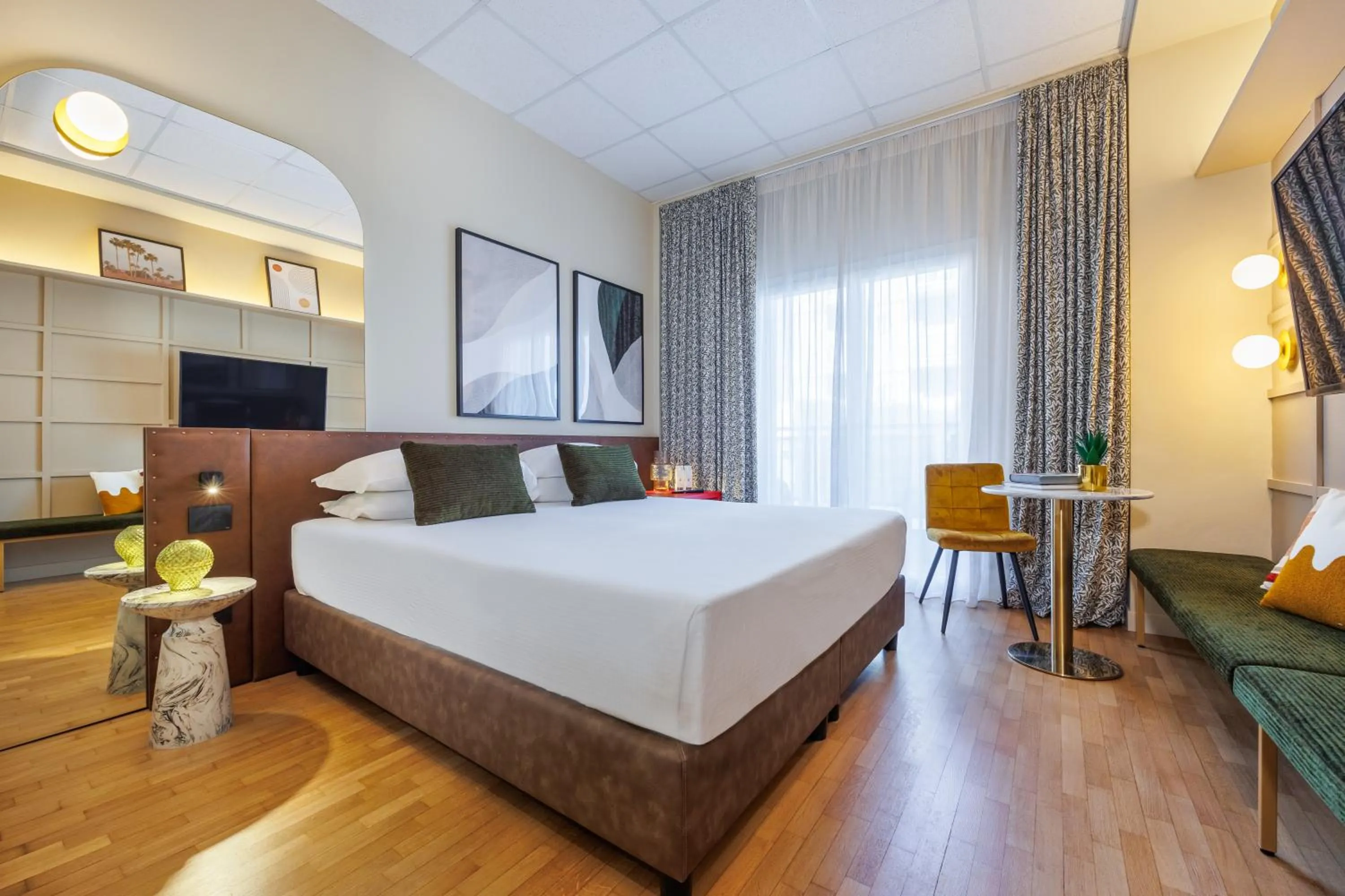 Bedroom, Bed in Charlie in Pesaro