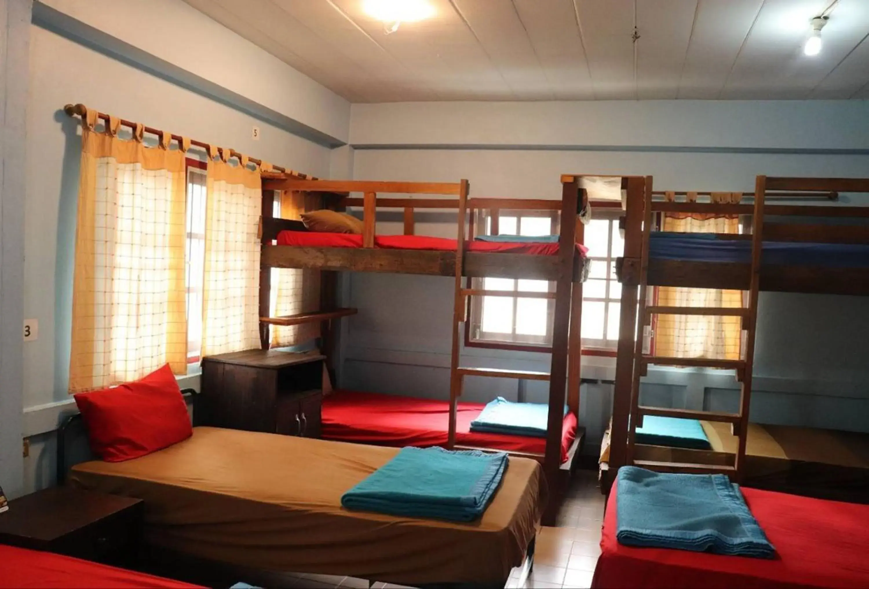 Single Bed 8-Bed Domitory Room with Air-Con in Trekker Camp Single Bed 8-Bed Domitory Room with Air-Con in Trekker Camp