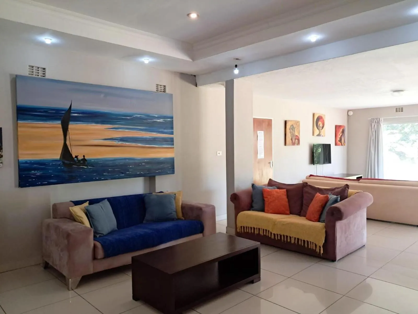 Living room in SeaXplore Lodge & Dive Center