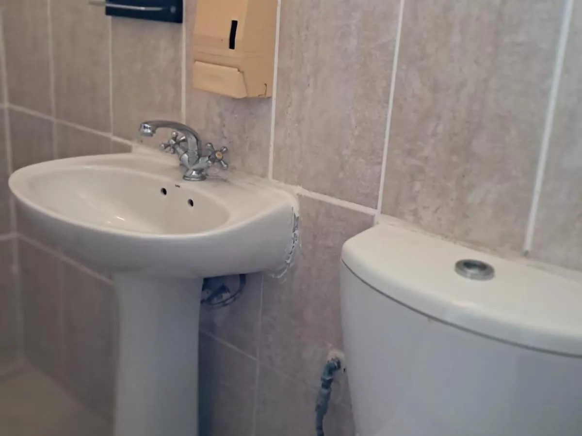 Bathroom in SeaXplore Lodge & Dive Center