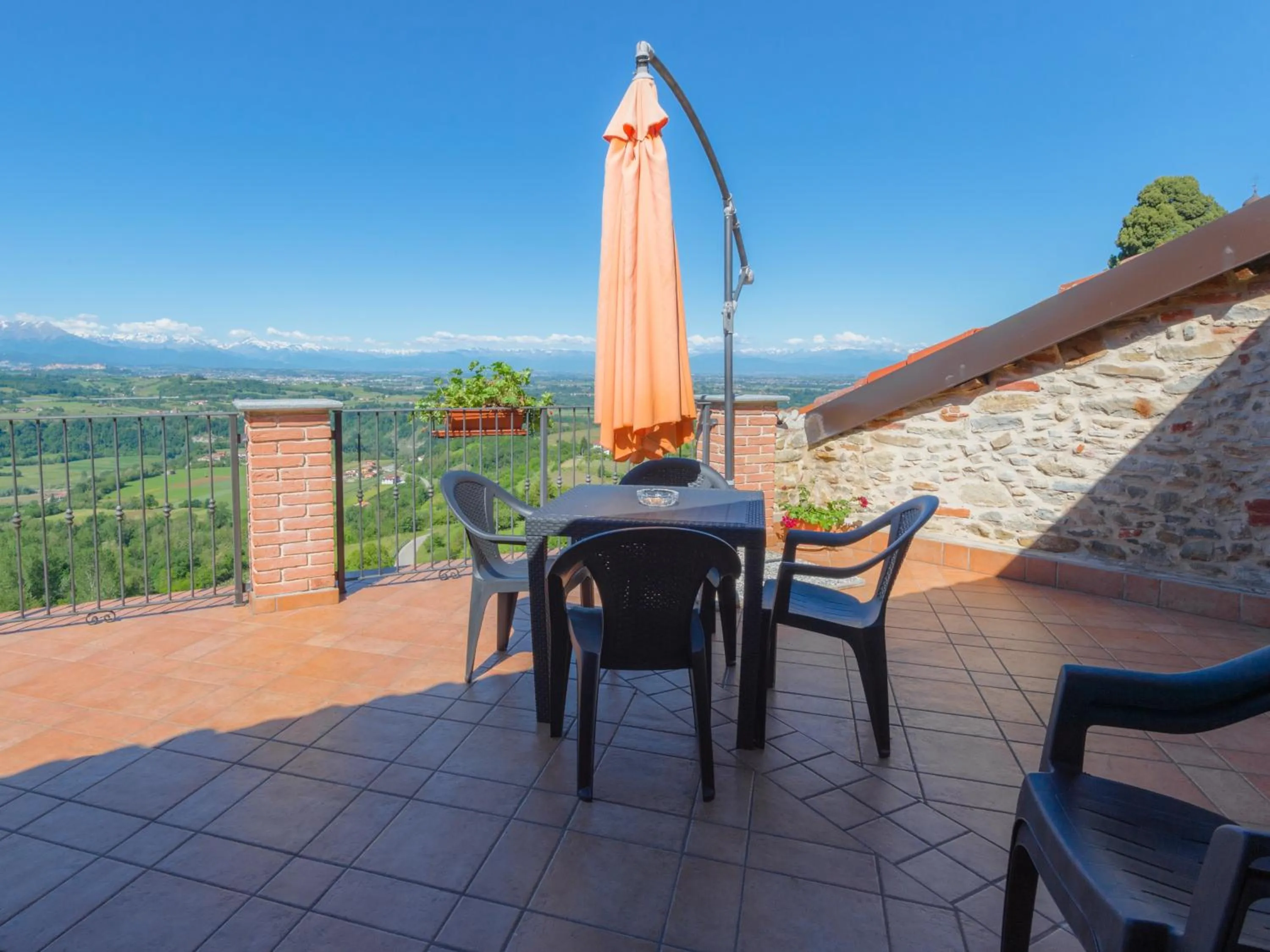 Balcony/Terrace in All'Ombra del Castello