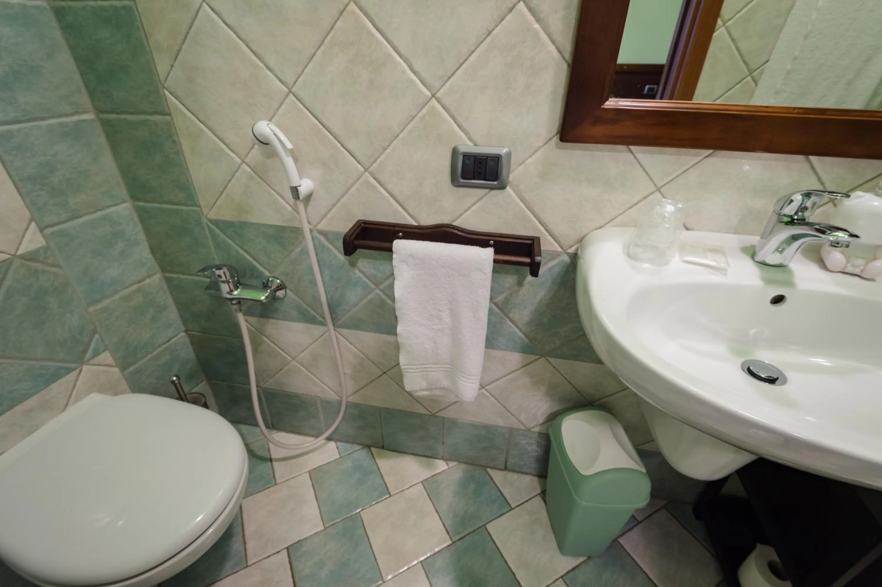 Bathroom in All'Ombra del Castello