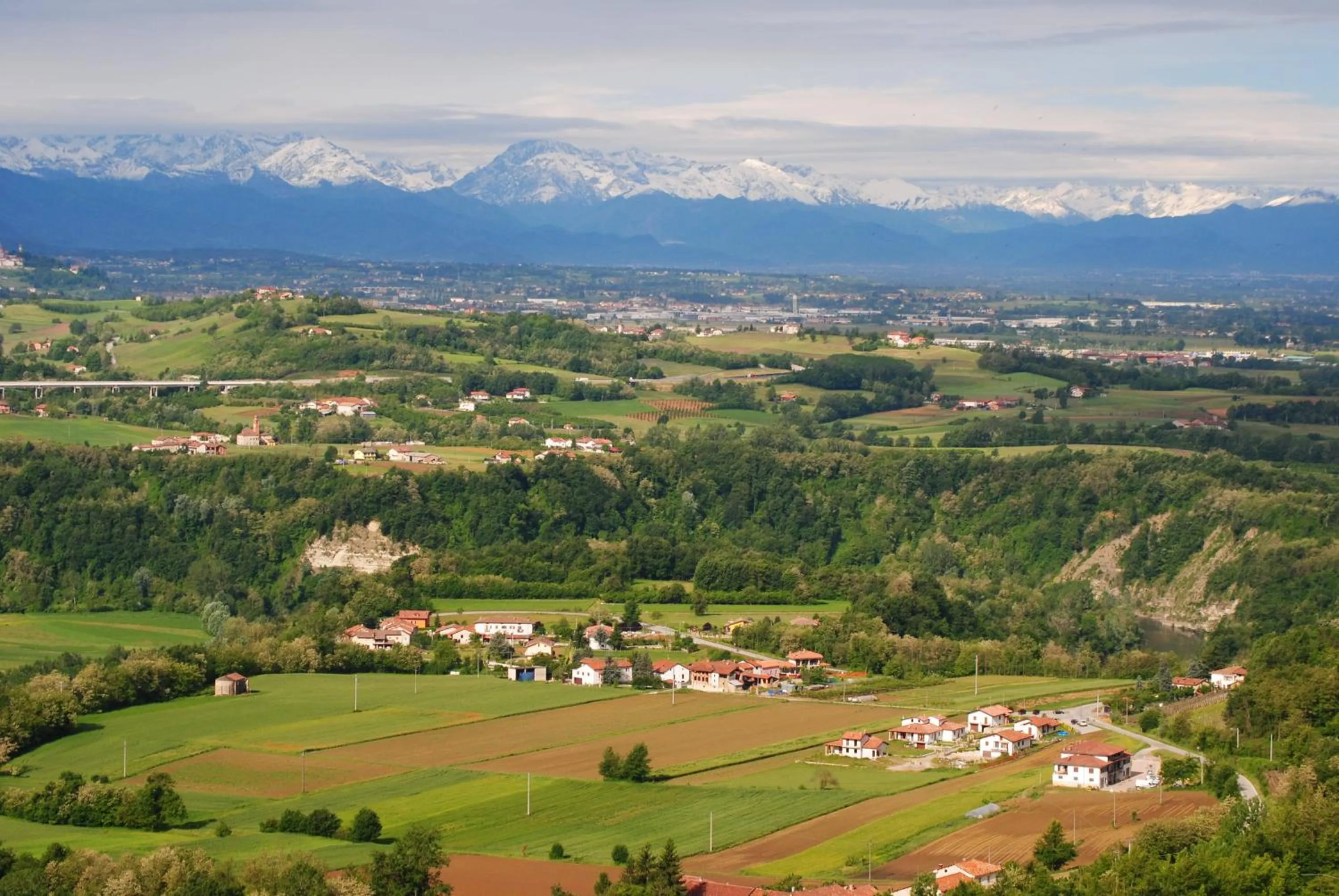 Spring in All'Ombra del Castello