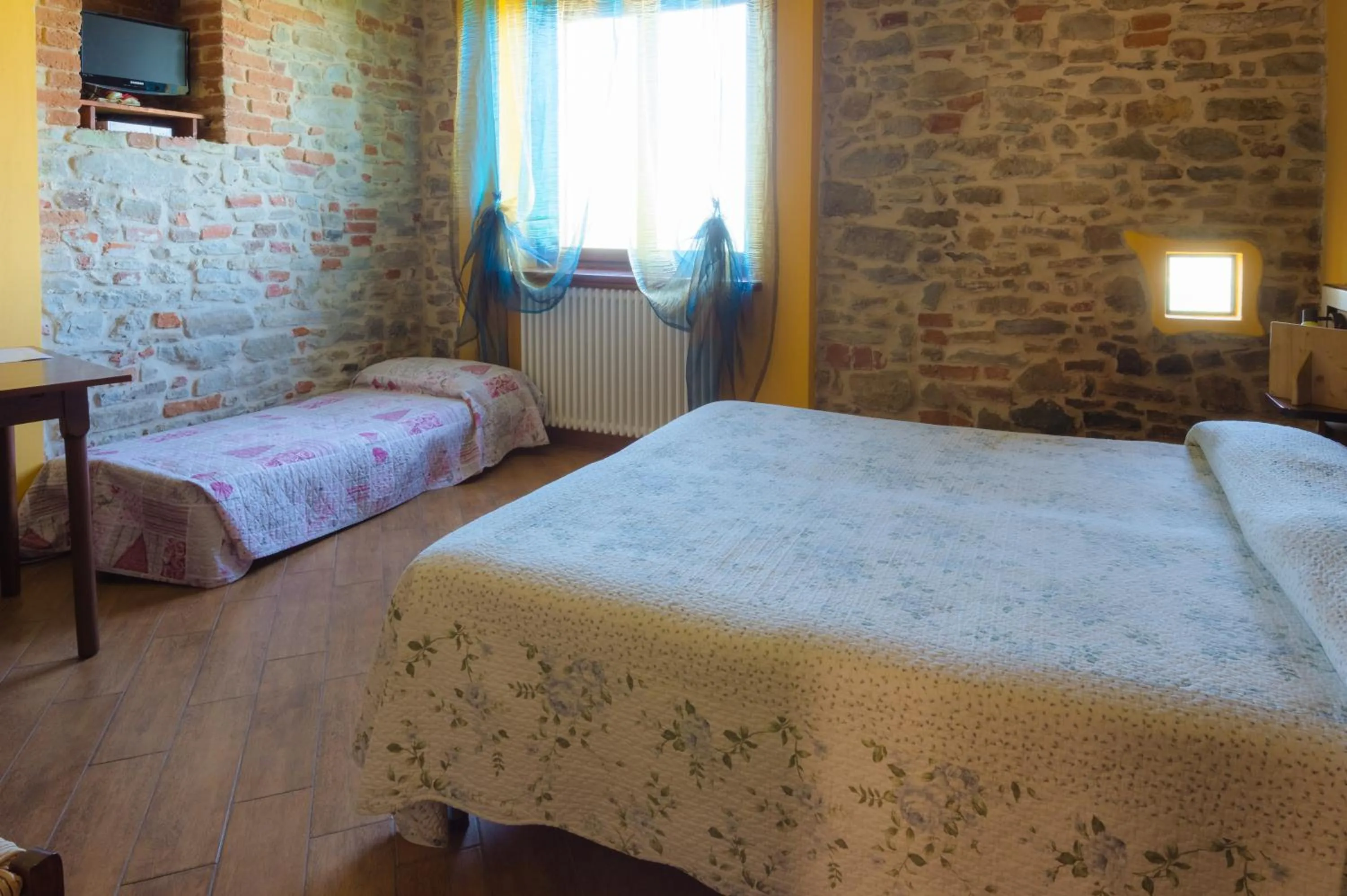 Bed in All'Ombra del Castello