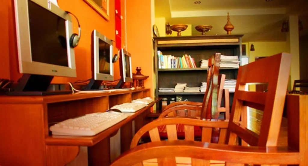 Decorative detail in Bautong Lodge