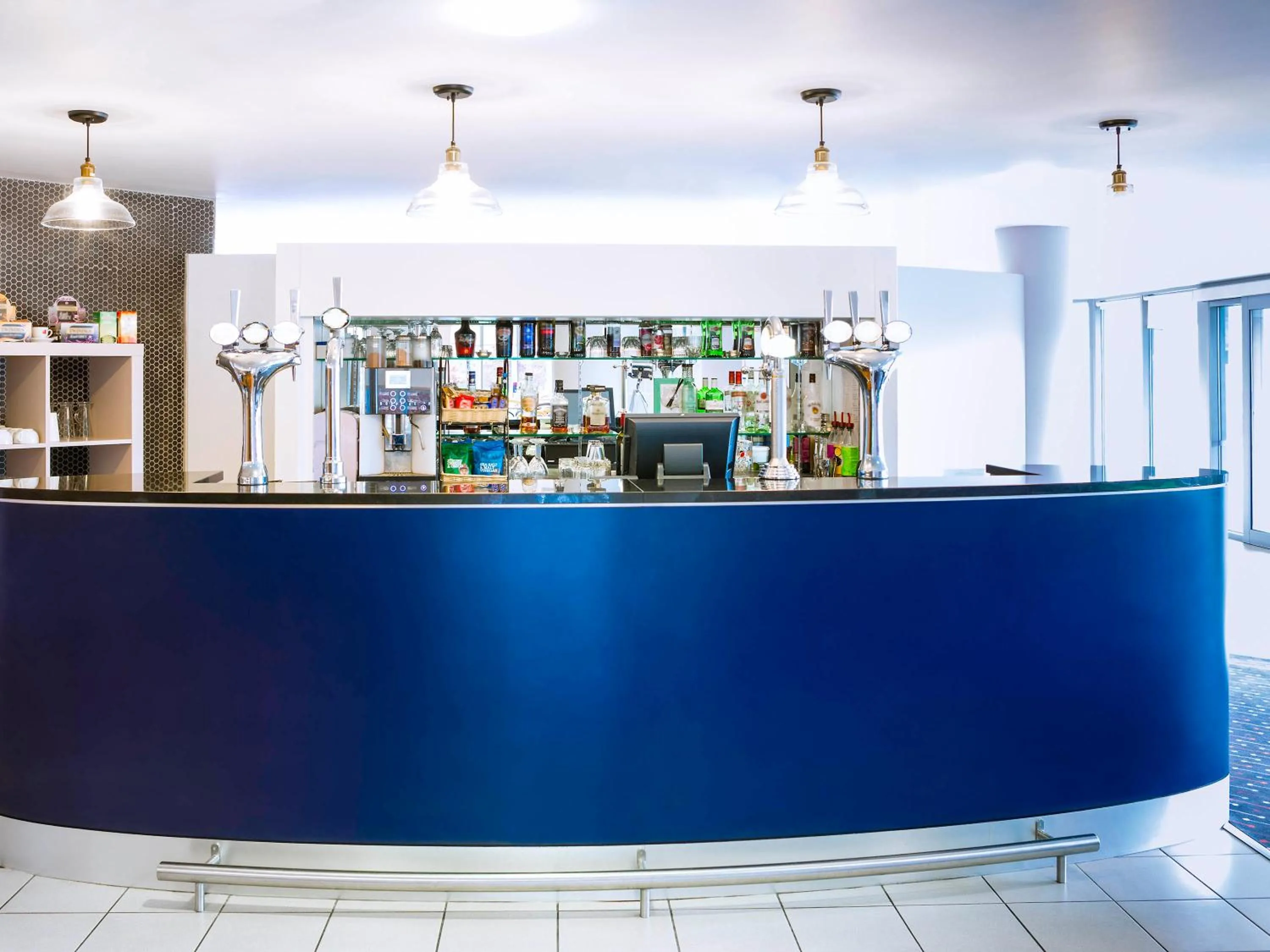 Lounge or bar in ibis Styles Barnsley