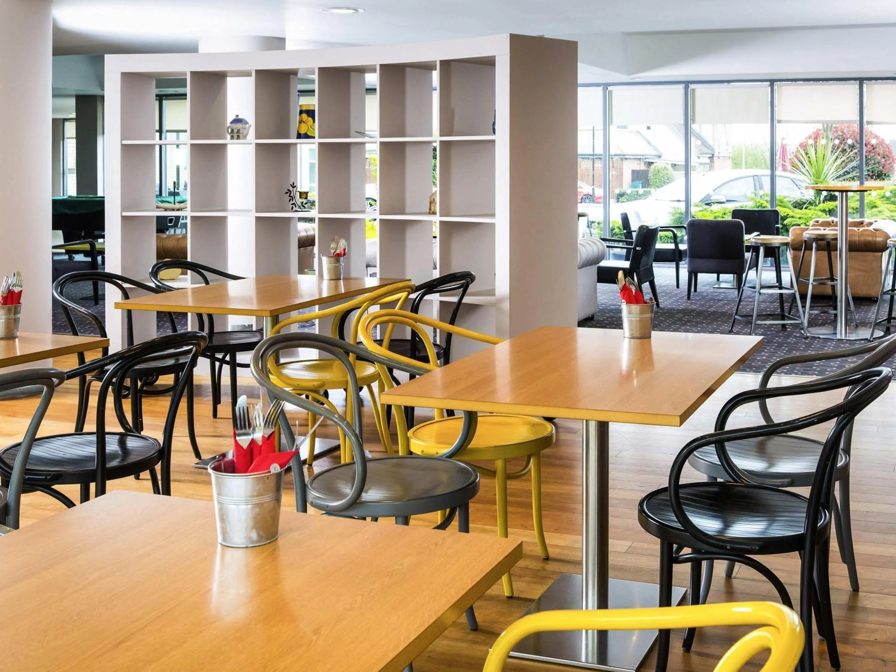 Restaurant/places to eat in ibis Styles Barnsley