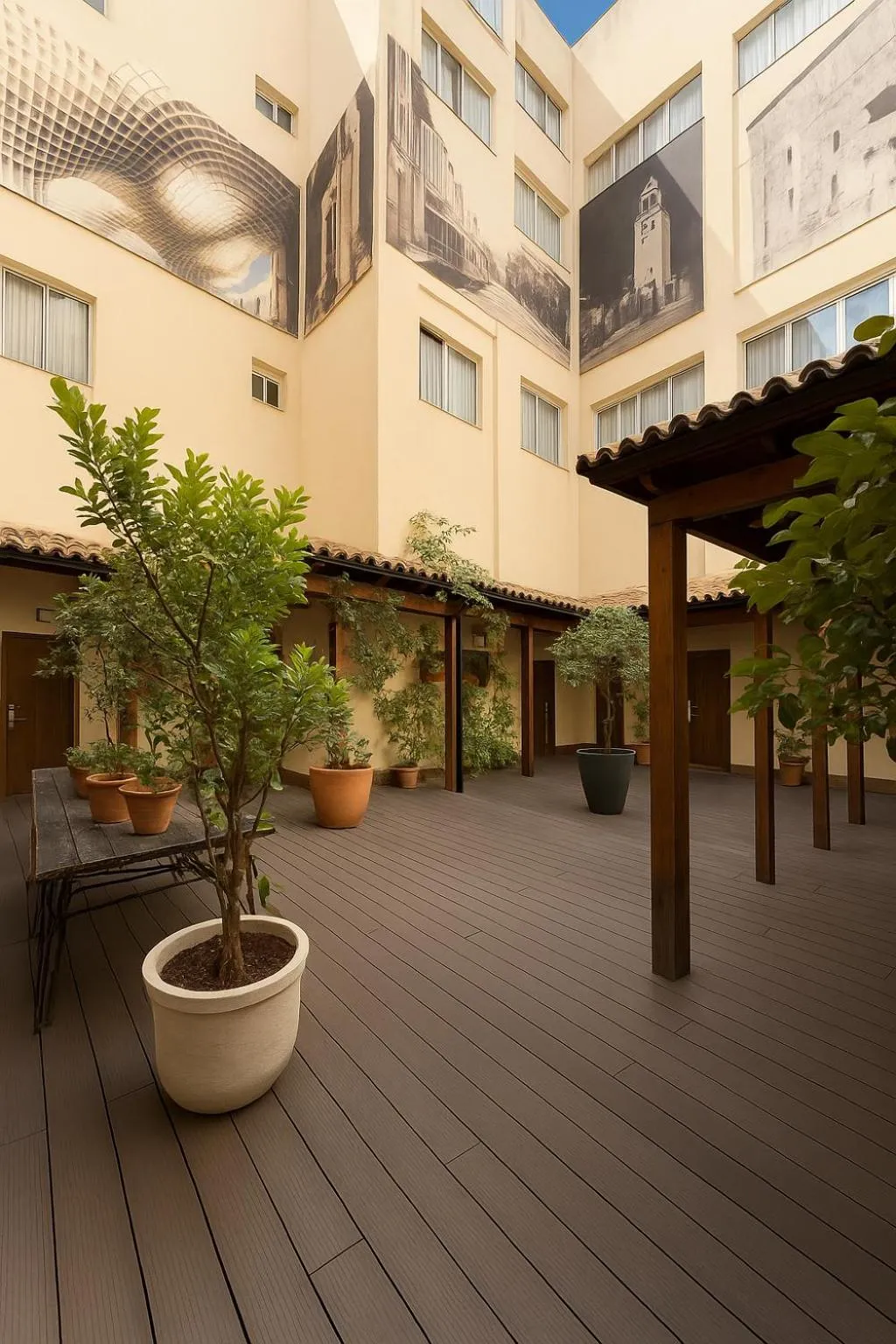 Property building in Hotel Palace Sevilla
