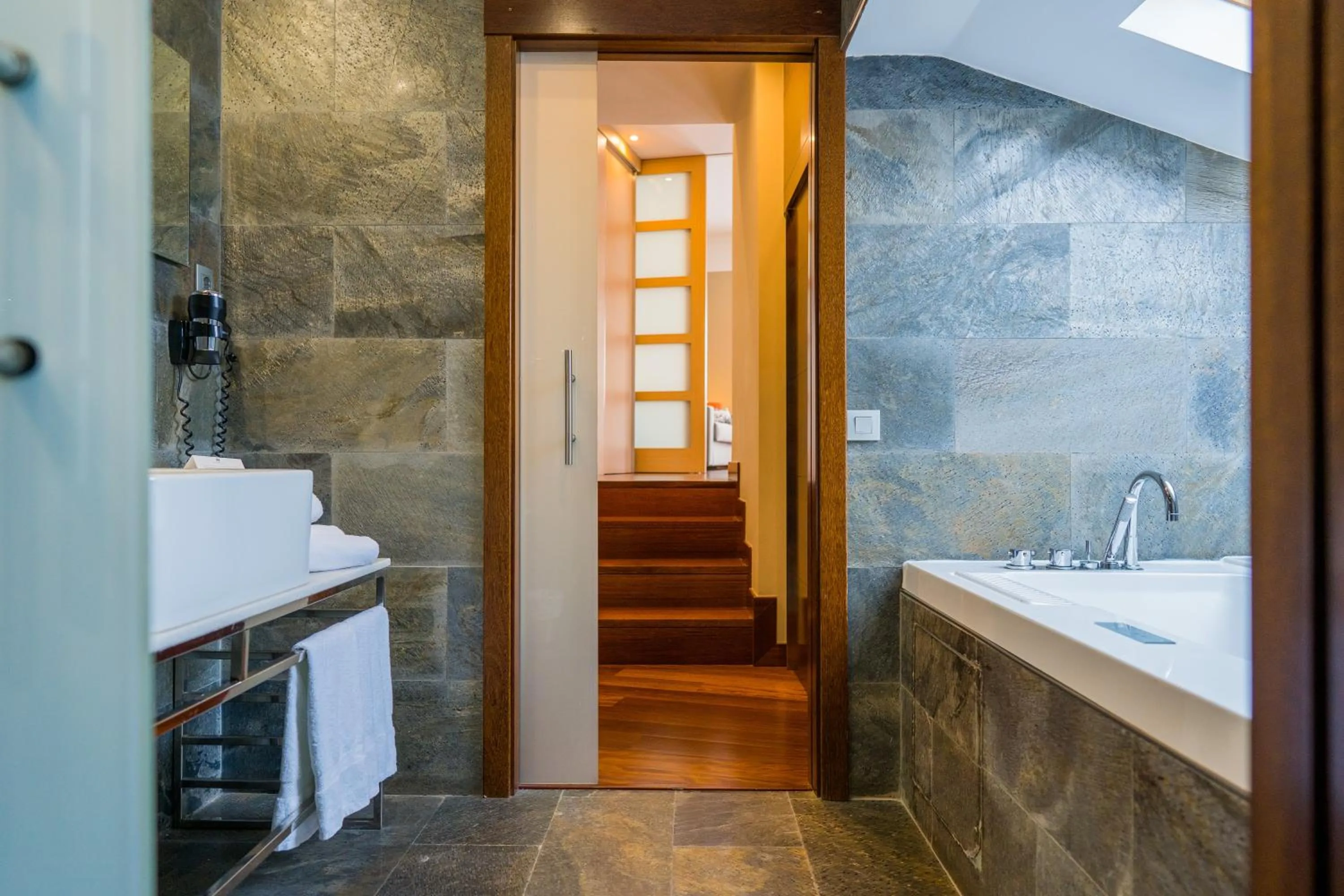 Bathroom in Hotel Compostela