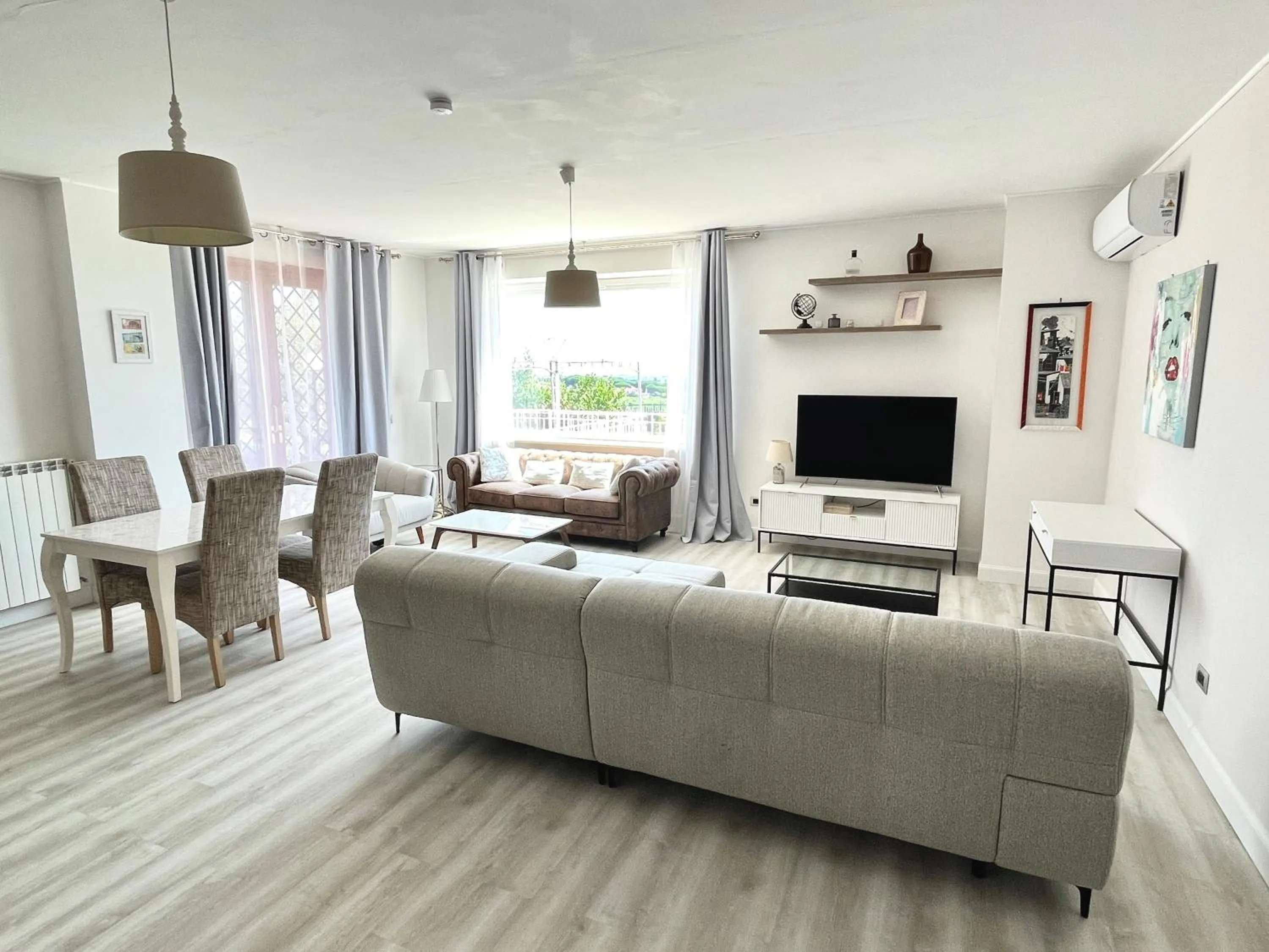 TV and multimedia in Cape House