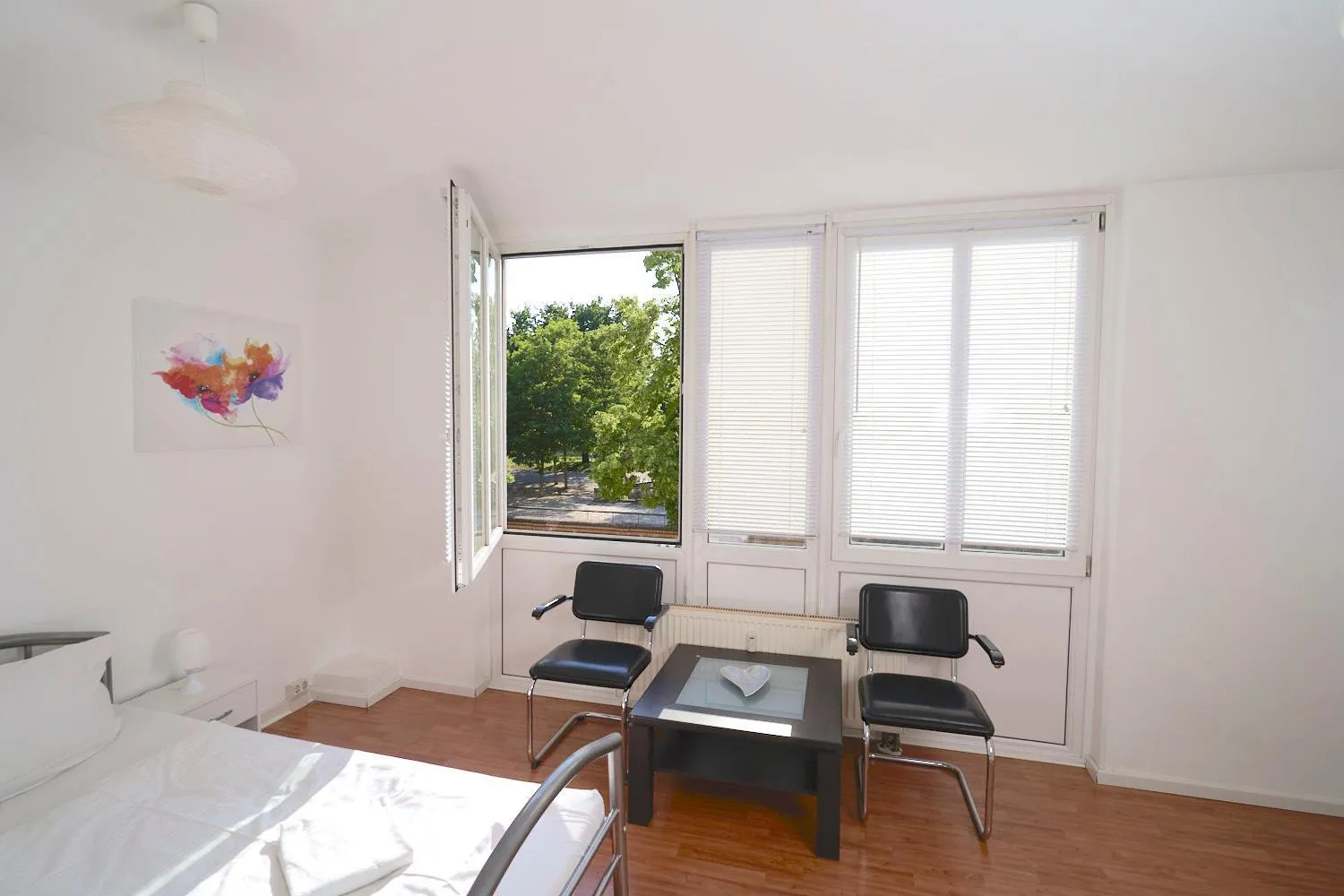 Bedroom, Bed in BNB Potsdamer Platz - Rooms & Apartments