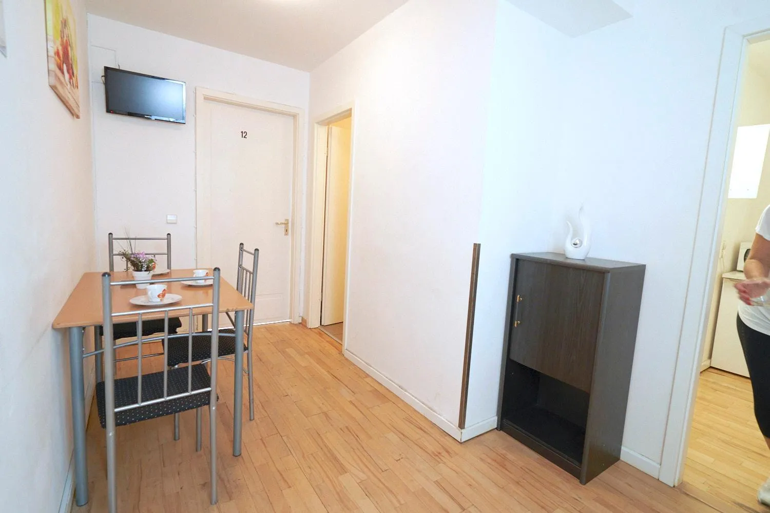 Dining area in BNB Potsdamer Platz - Rooms & Apartments
