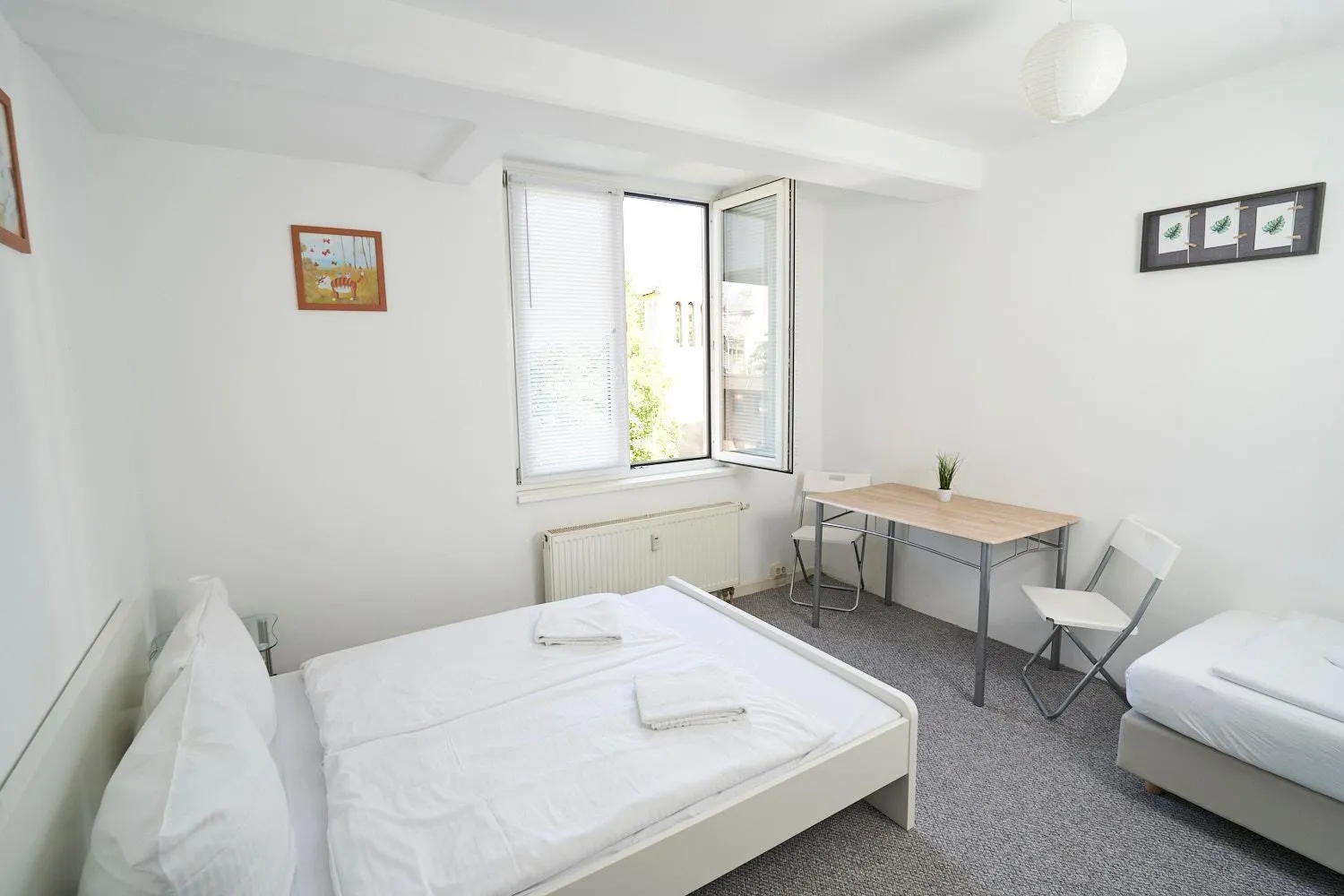 Bedroom, Bed in BNB Potsdamer Platz - Rooms & Apartments