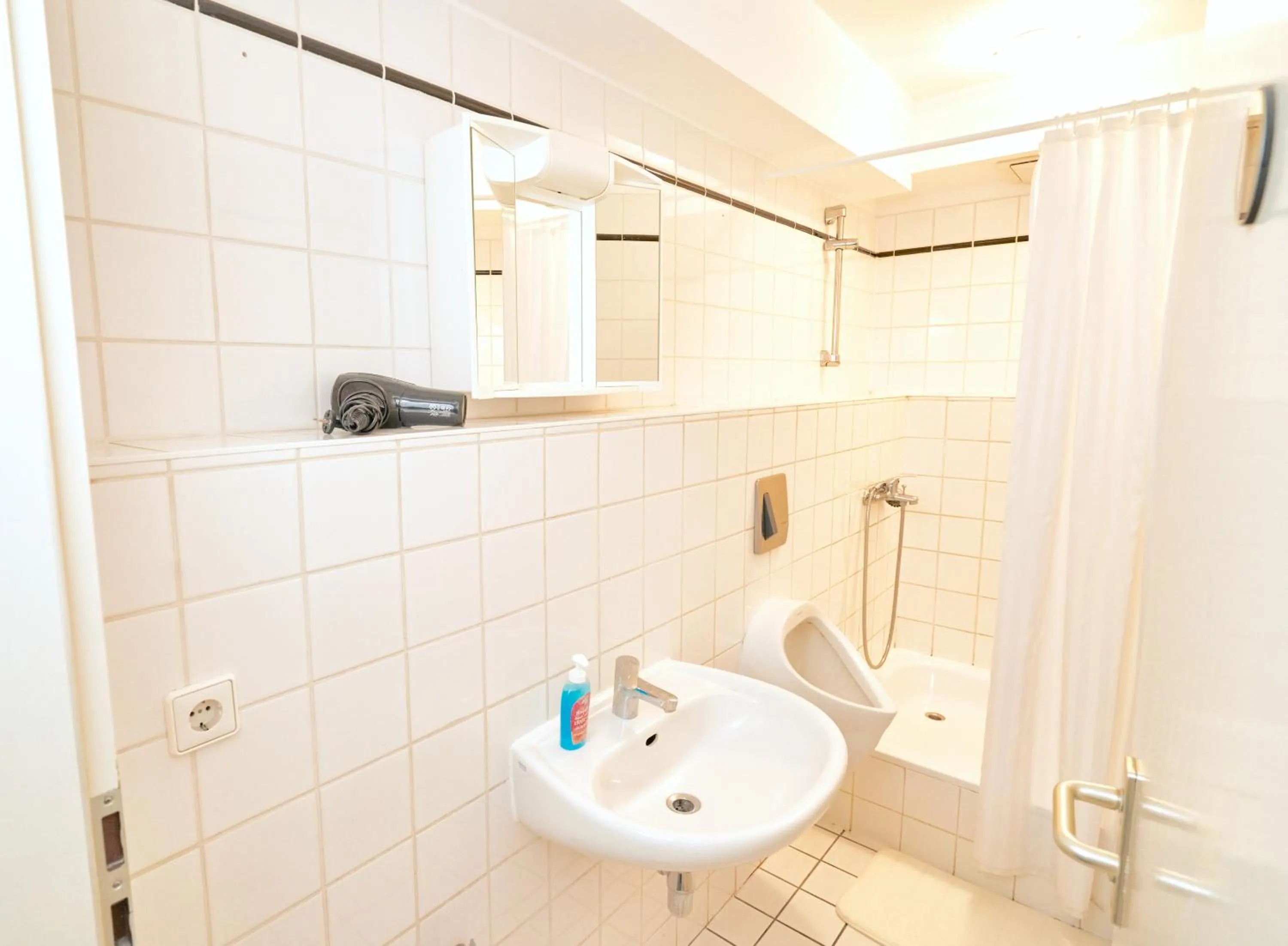 Bathroom in BNB Potsdamer Platz - Rooms & Apartments