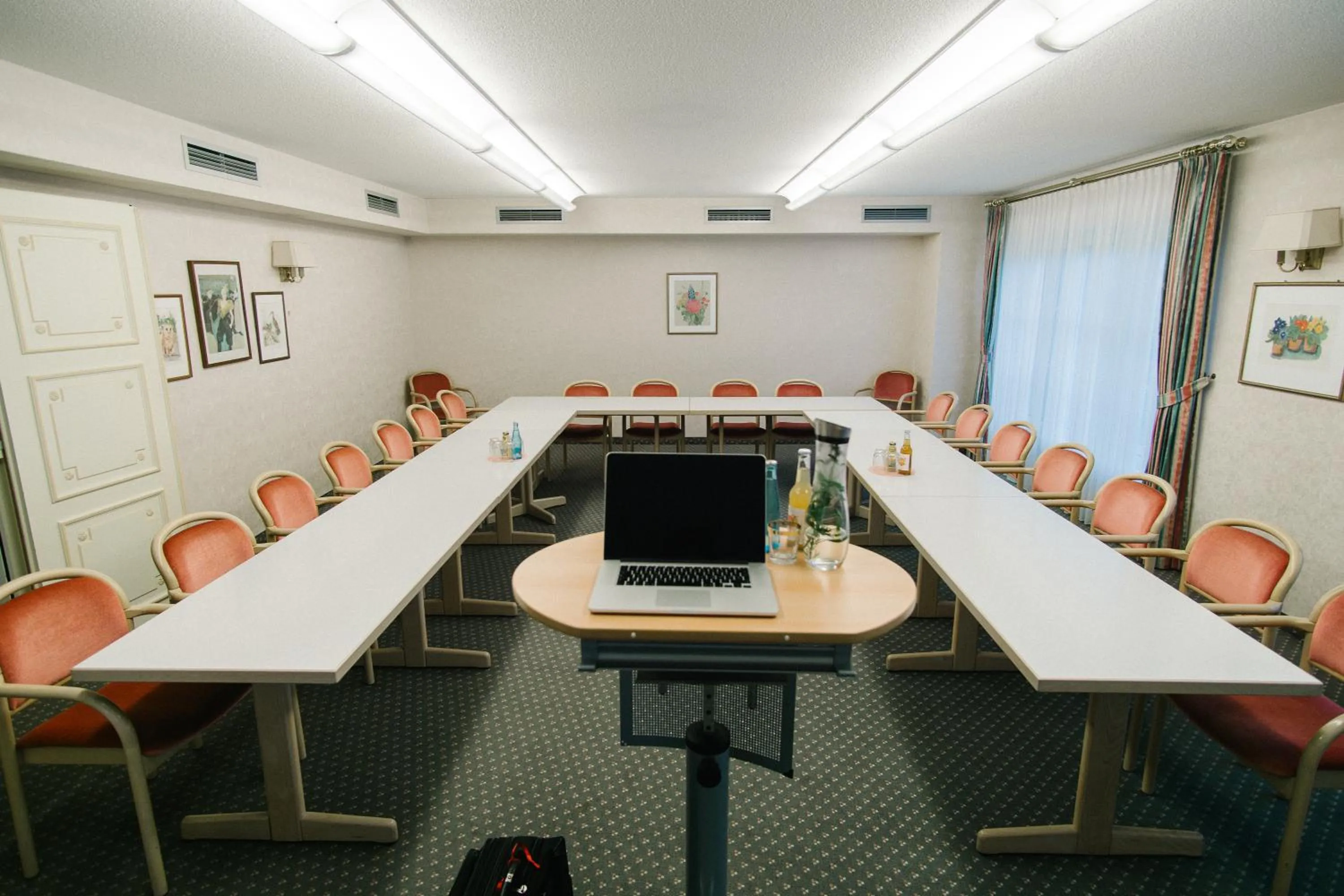 Meeting/conference room in Landhaus Keller - Hotel & Restaurant