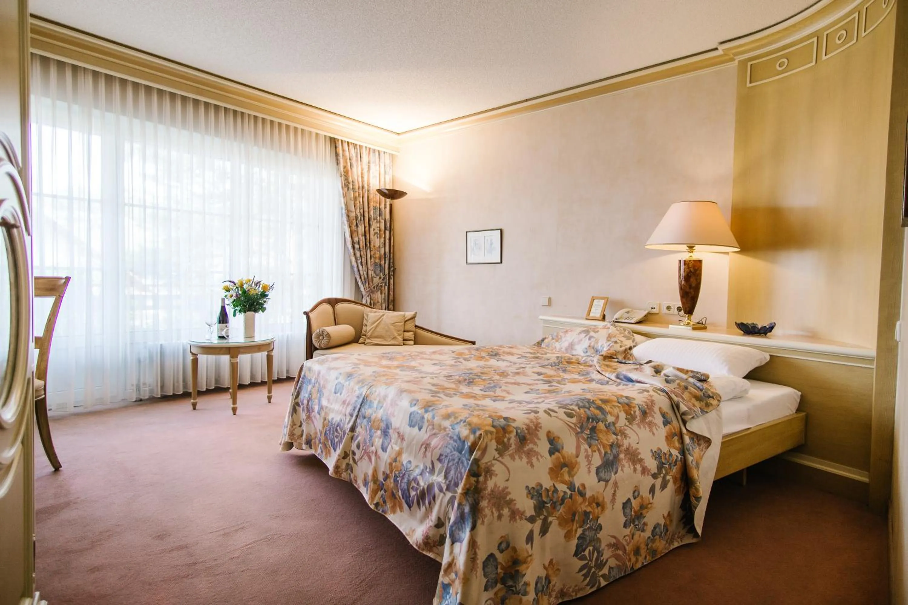 Photo of the whole room, Bed in Landhaus Keller - Hotel & Restaurant