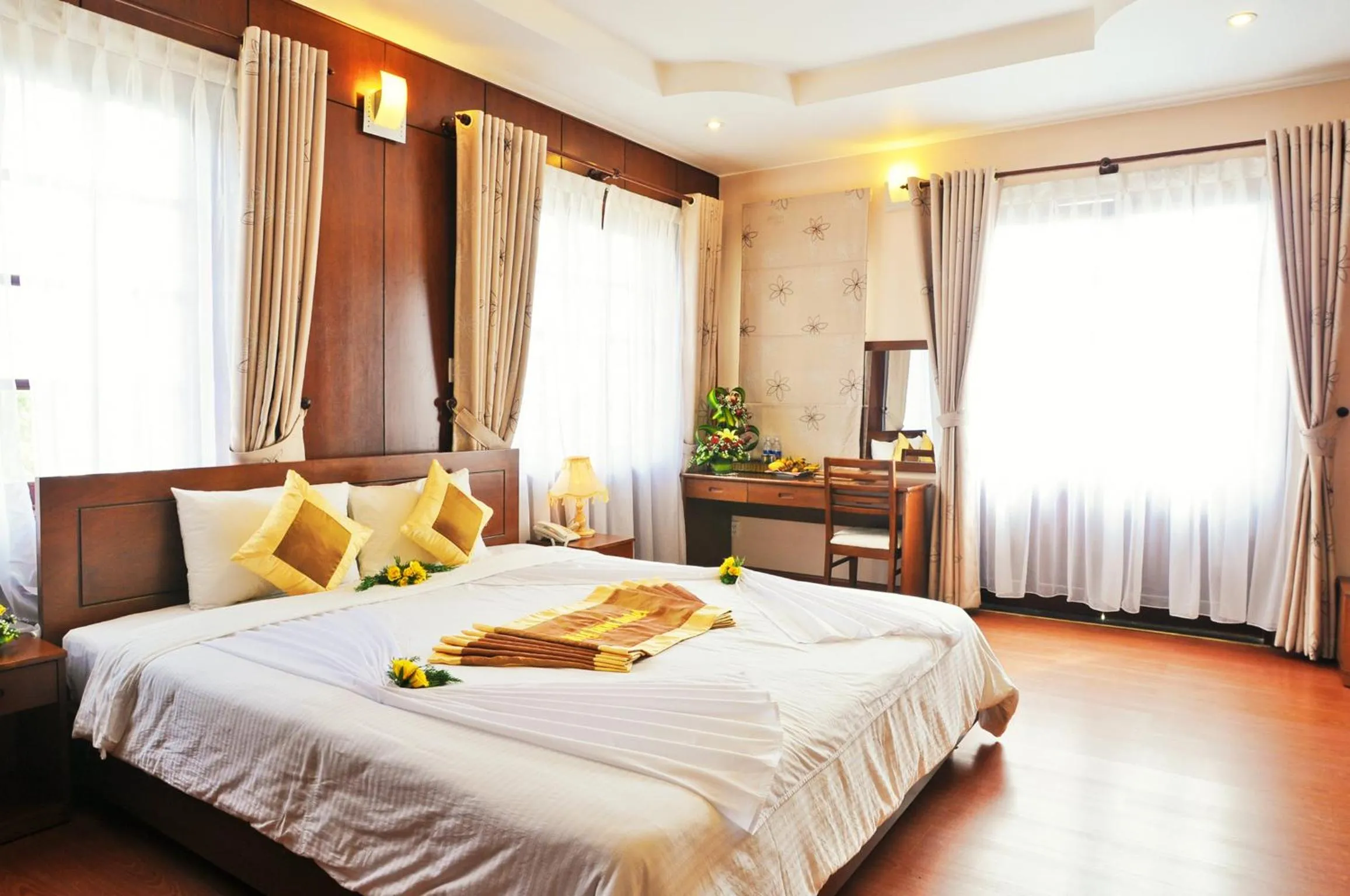 Bedroom, Bed in Ky Hoa Hotel Da Lat