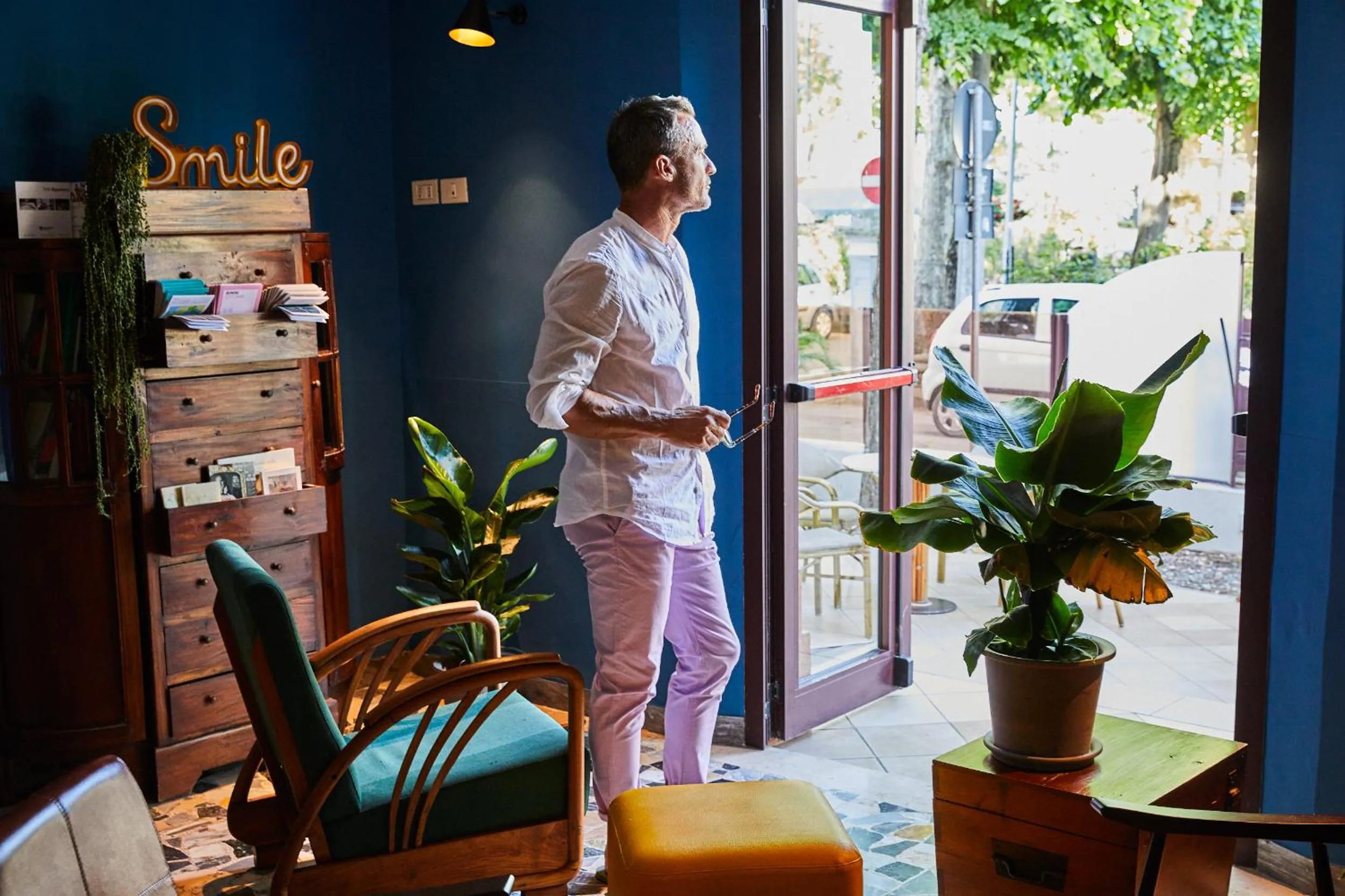 Communal lounge/ TV room in Hotel Fra I Pini