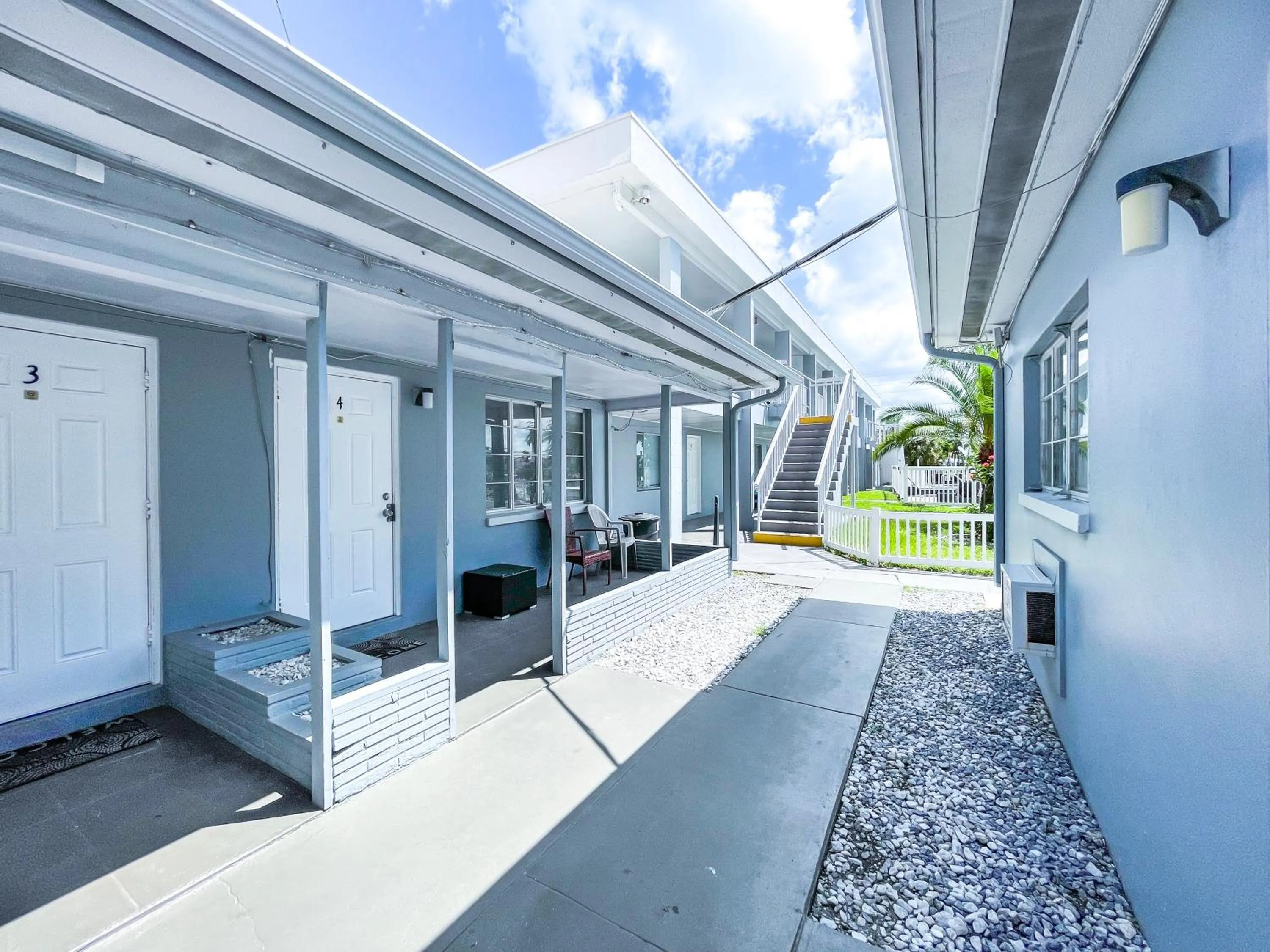 Sunrise Resort Motel South