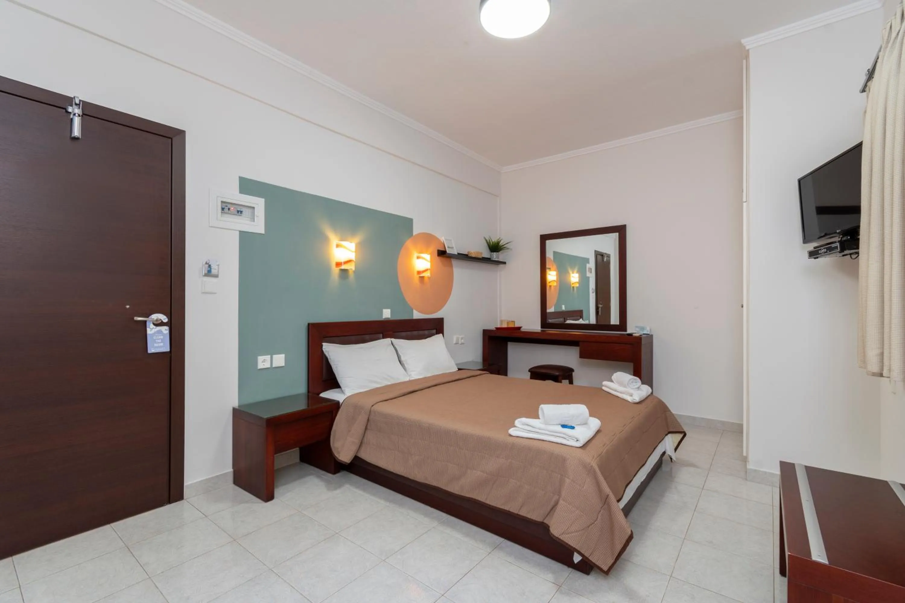 Property building, Bed in Naias