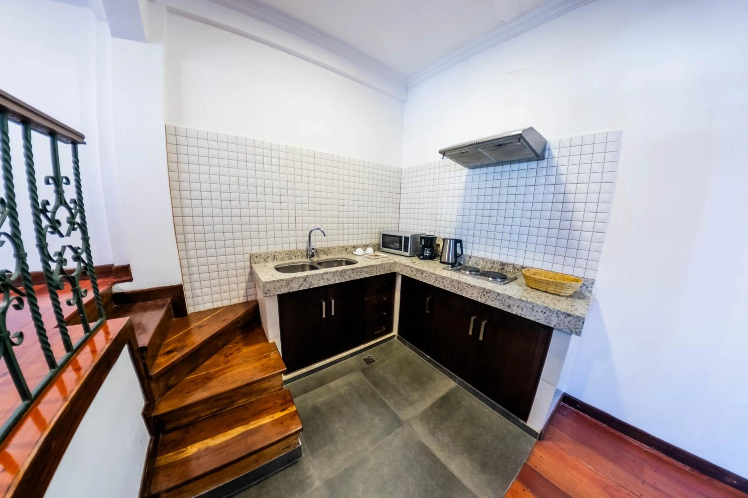 Kitchen or kitchenette in La Casona Hotel Boutique