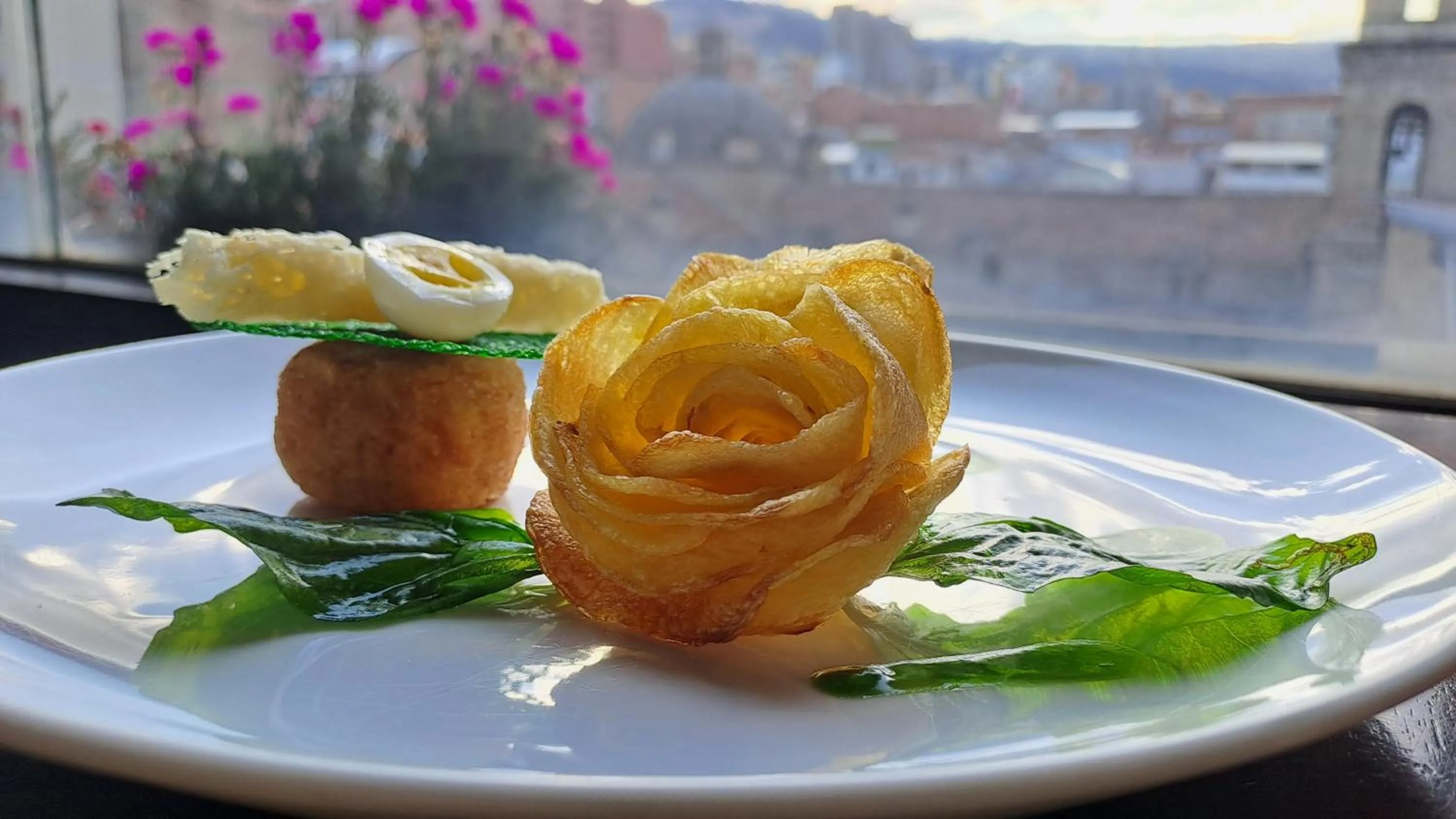 Restaurant/places to eat in La Casona Hotel Boutique