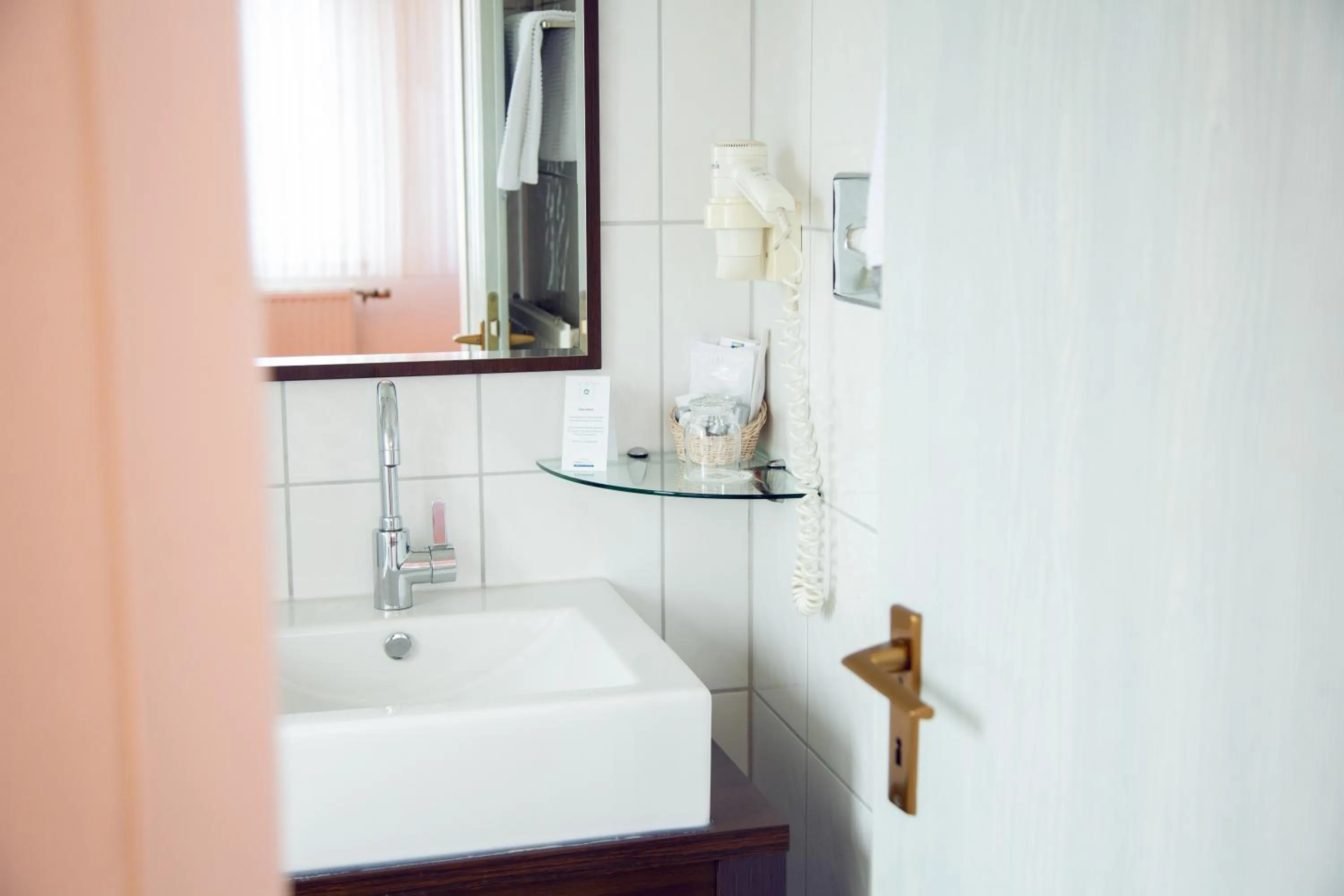 Bathroom in Hotel-Restaurant Zum Schwanen