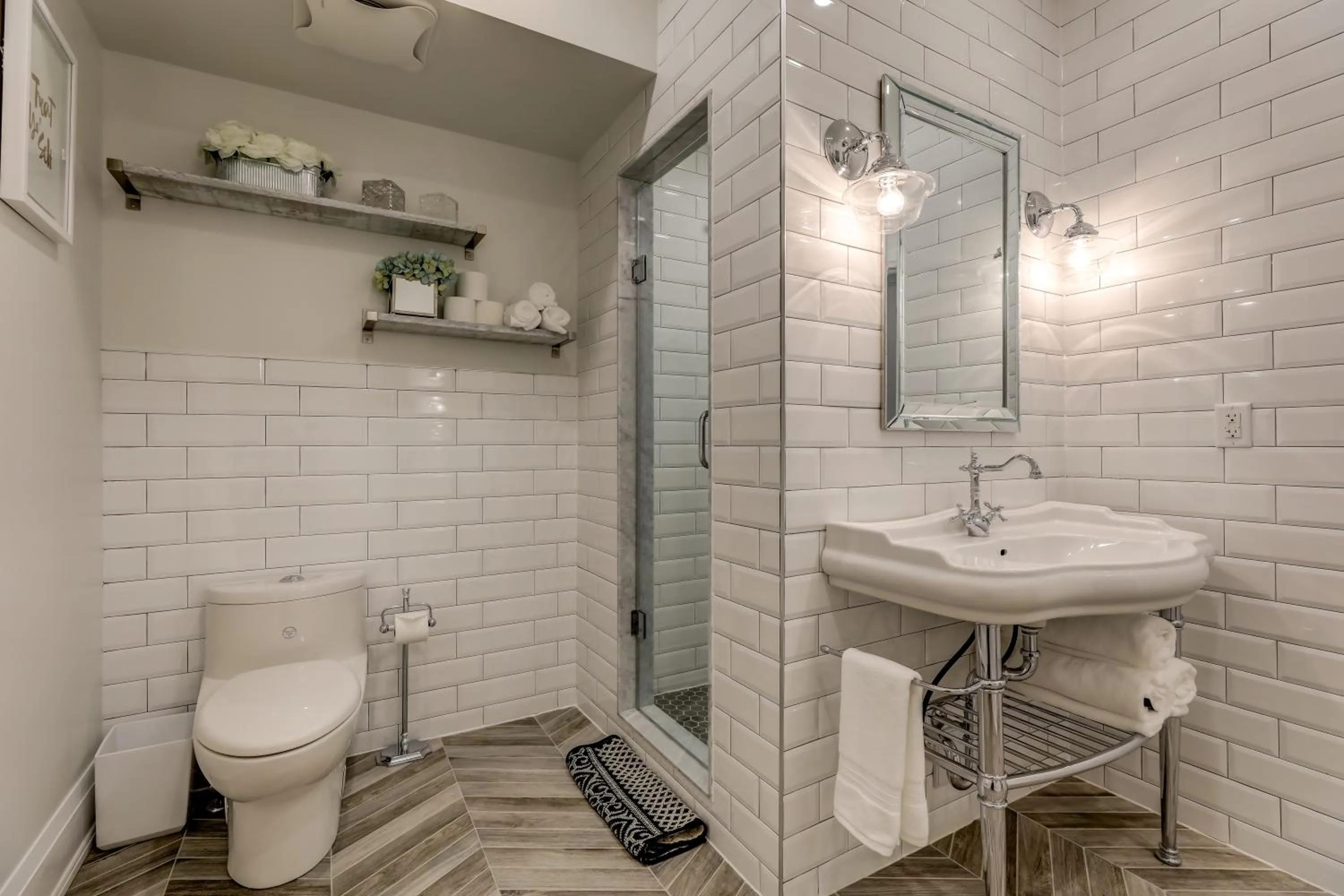 Shower in The Westlake