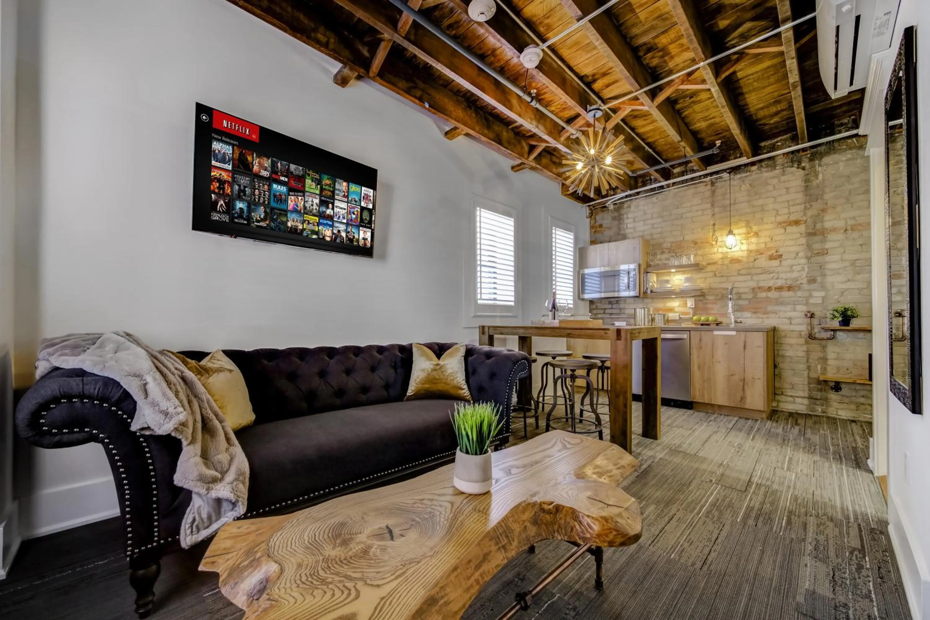 Kitchen or kitchenette in The Westlake