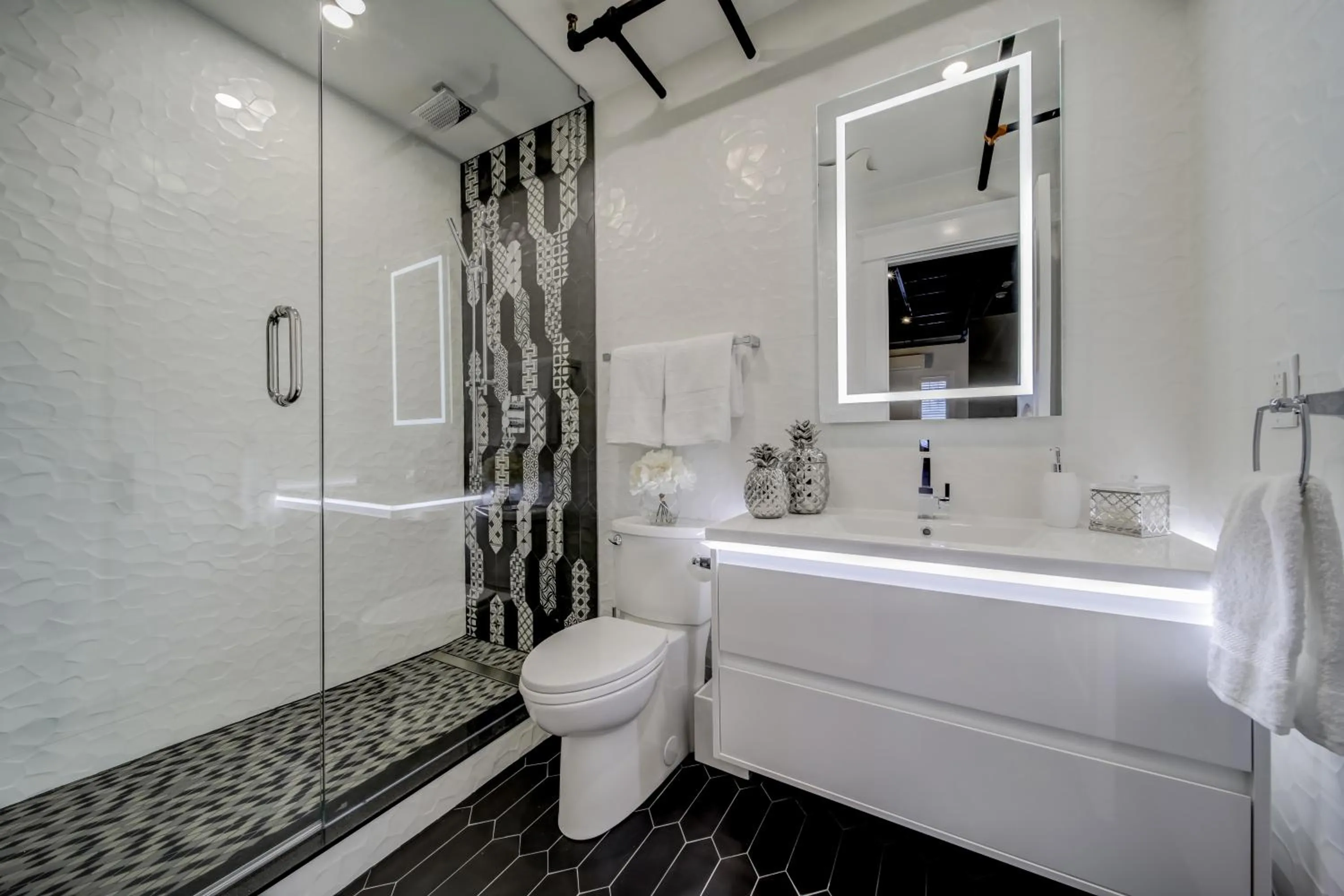 Shower in The Westlake