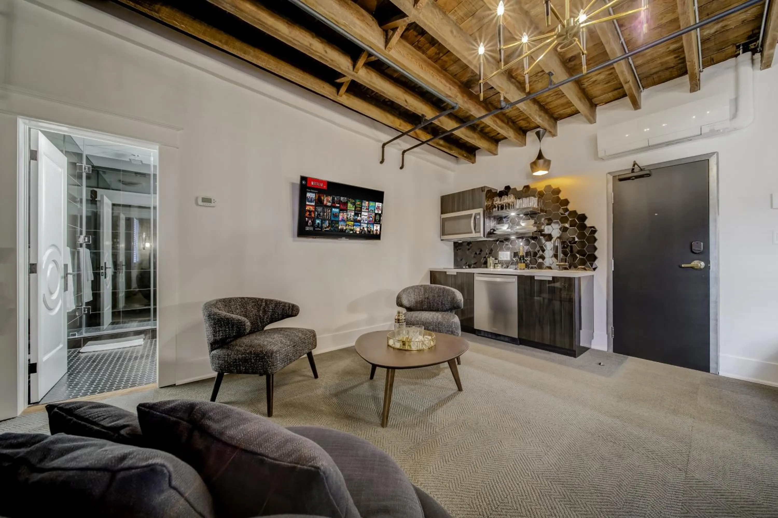 TV and multimedia in The Westlake