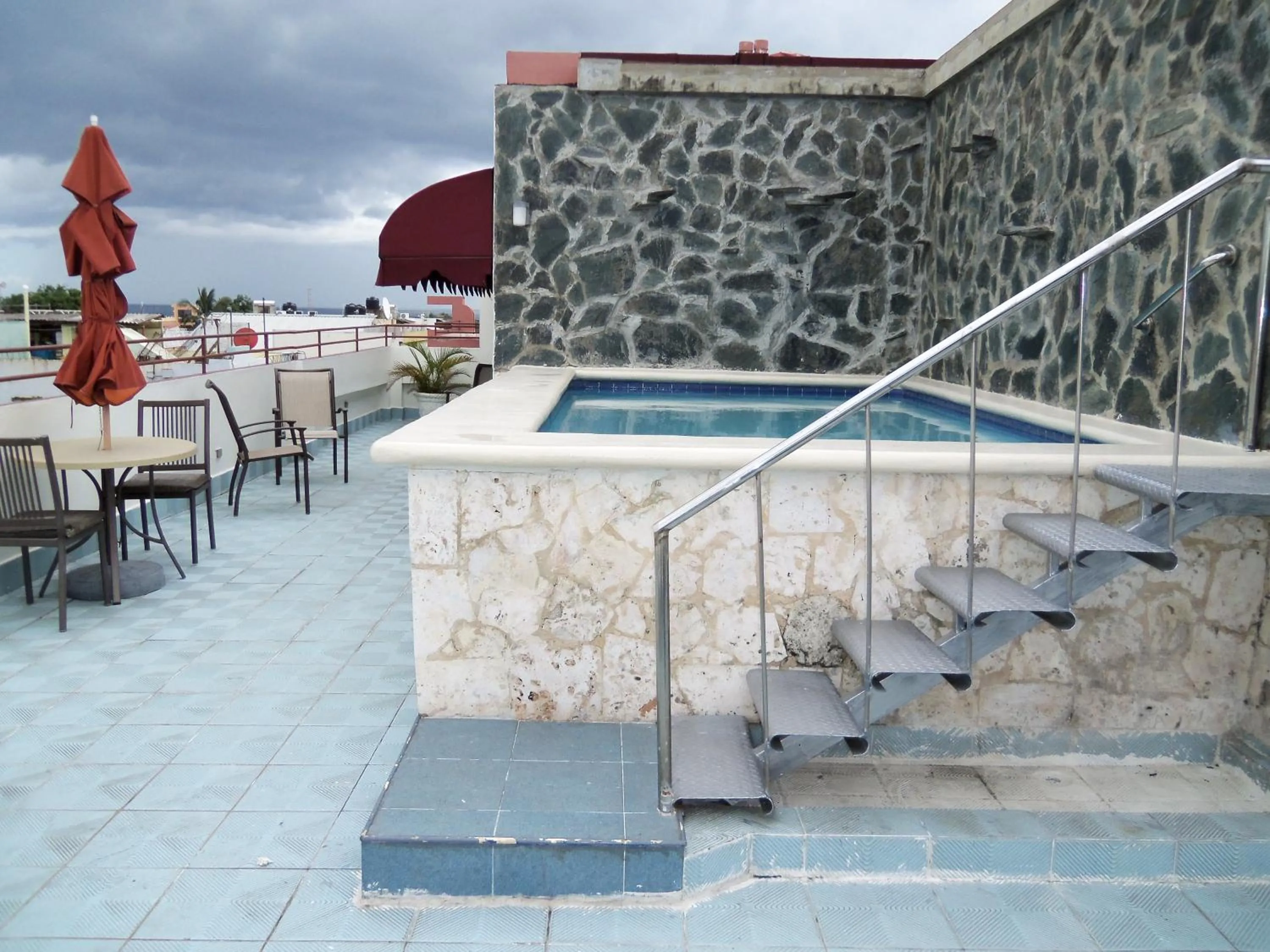 Day in Hotel Discovery