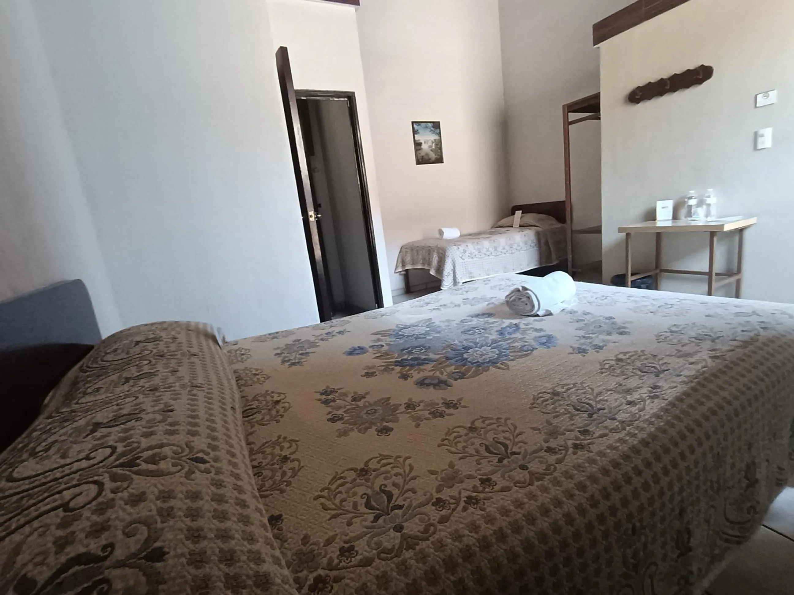 Bed in Hotel La Merced