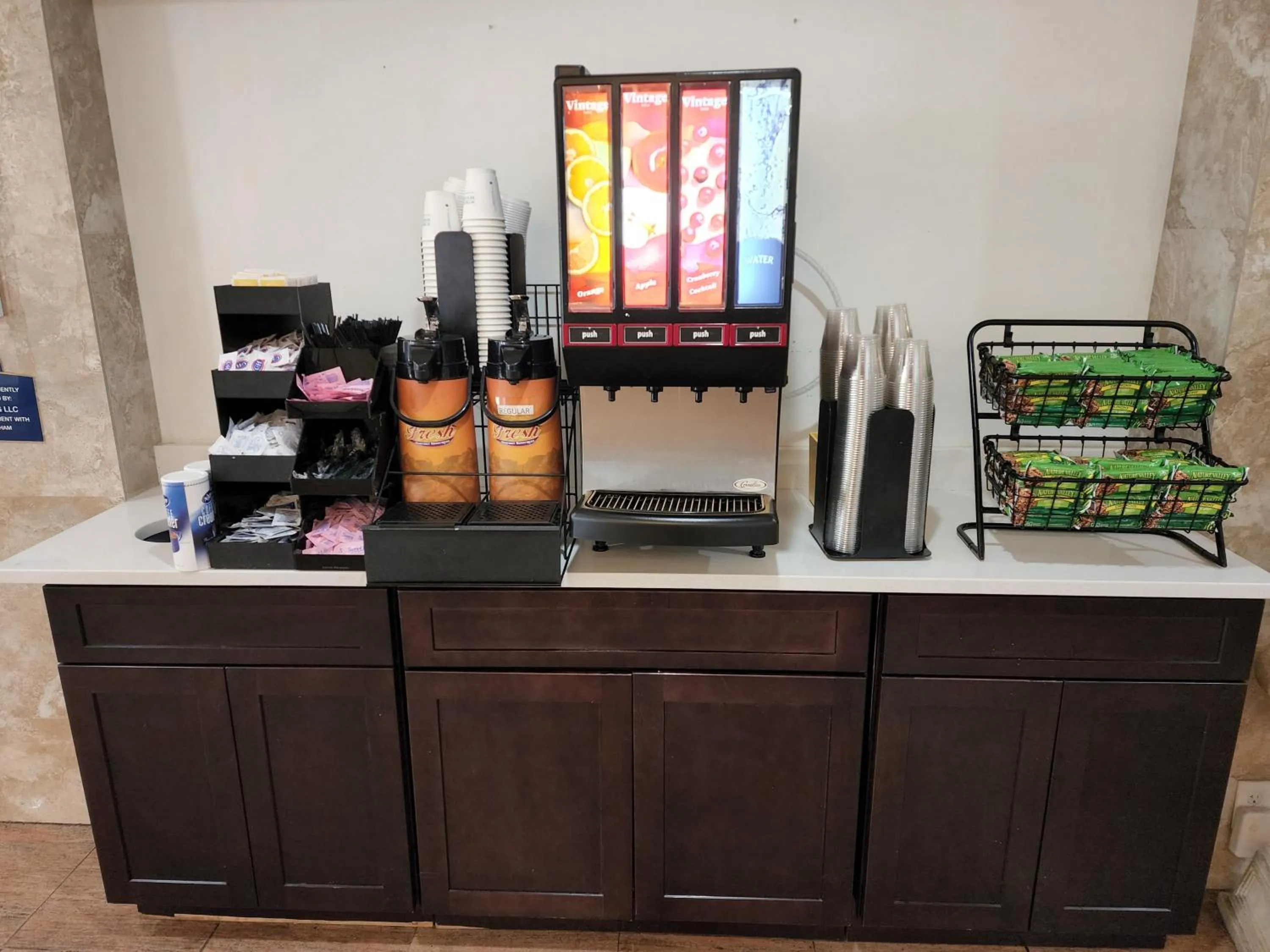 Breakfast in Days Inn by Wyndham St. Petersburg / Tampa Bay Area