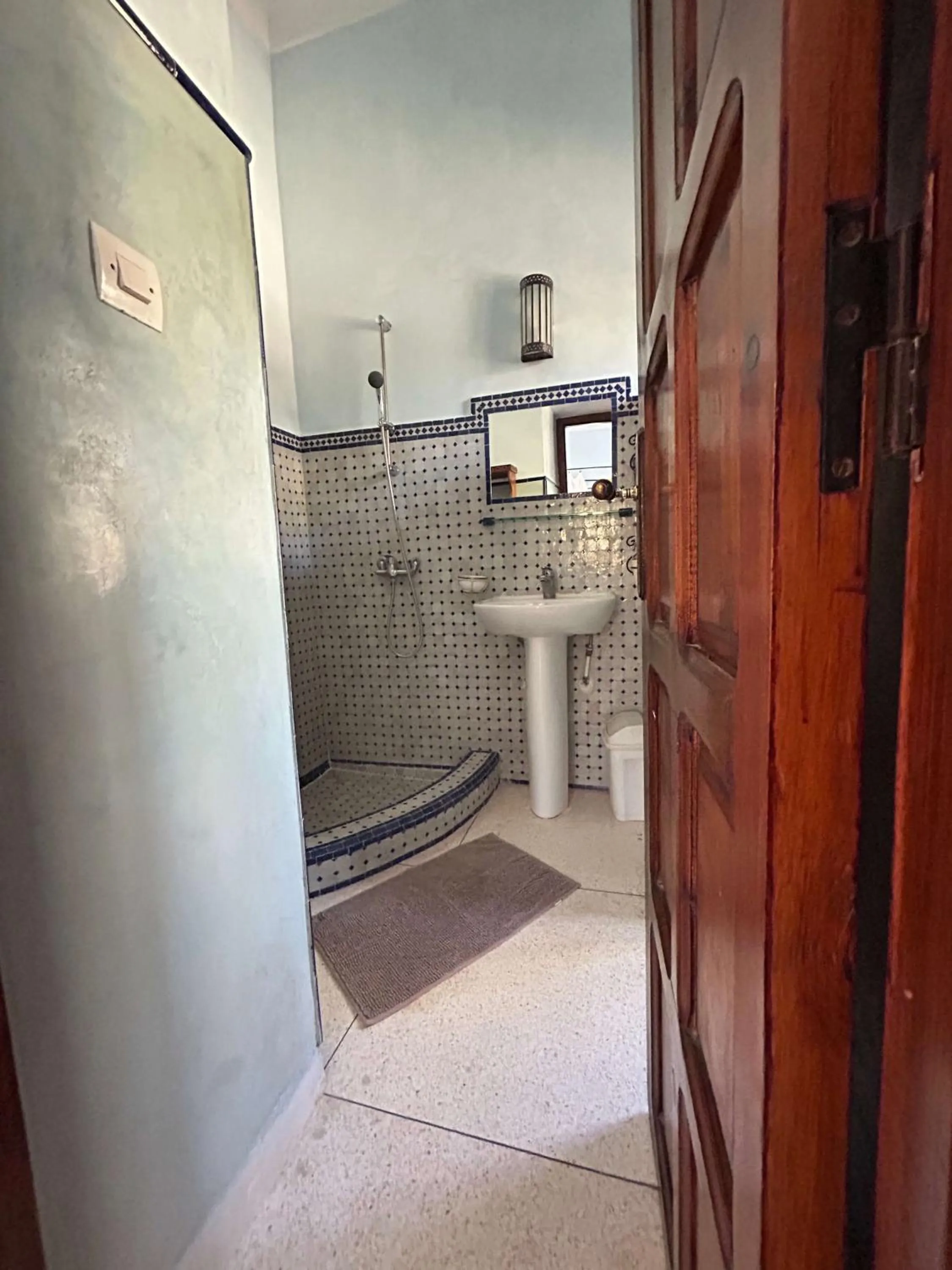 Shower in Dar Nakhla - Zagora guest house