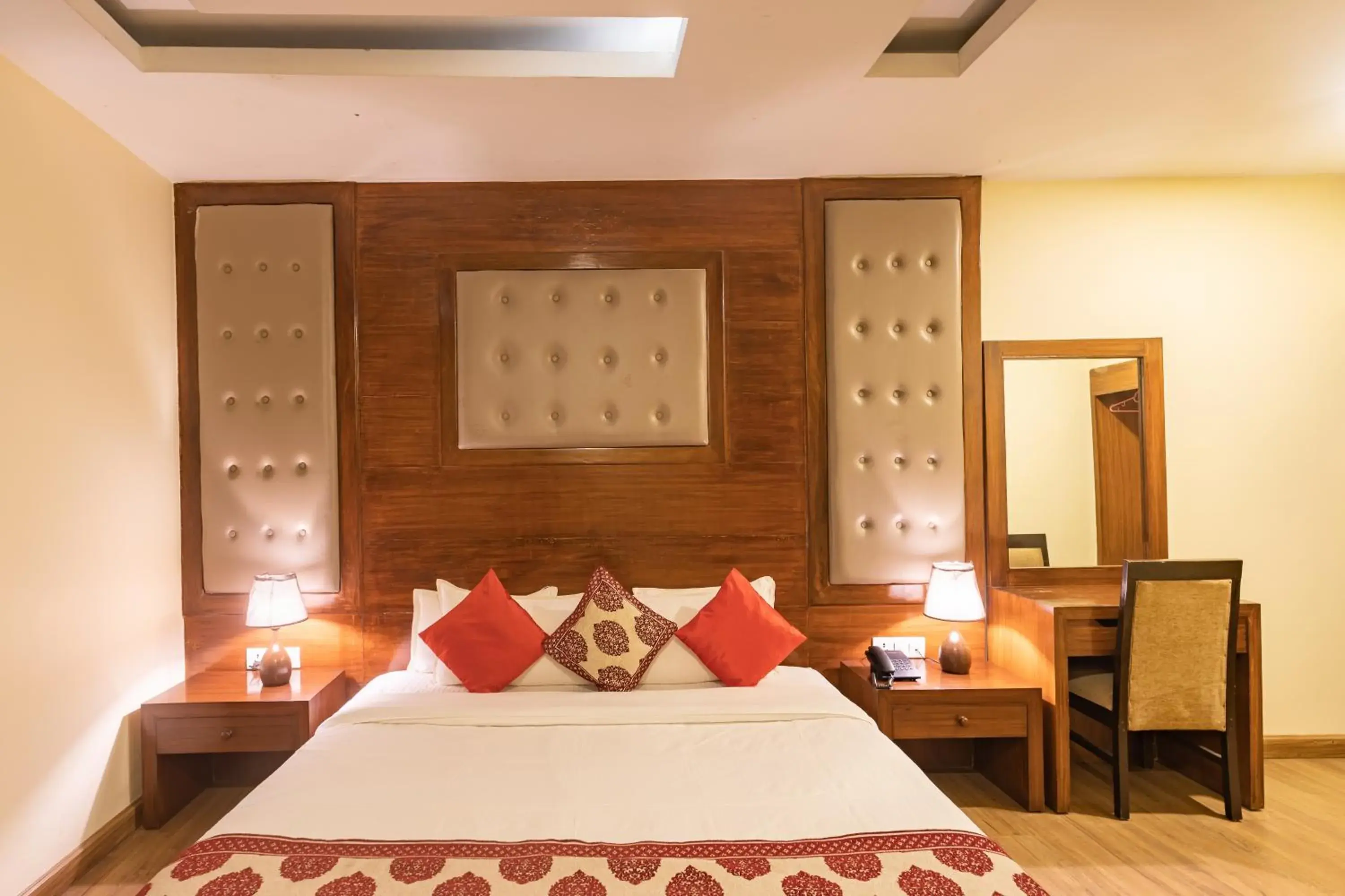 Deluxe Suite - single occupancy in Hotel Verandah Deluxe Suite - single occupancy in Hotel Verandah