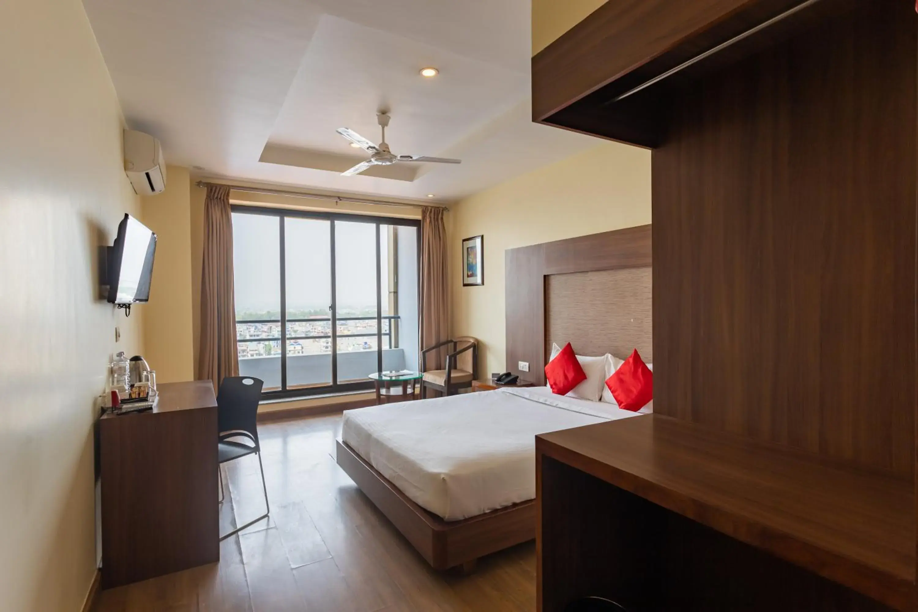 Deluxe Single Room with Balcony in Hotel Verandah Deluxe Single Room with Balcony in Hotel Verandah