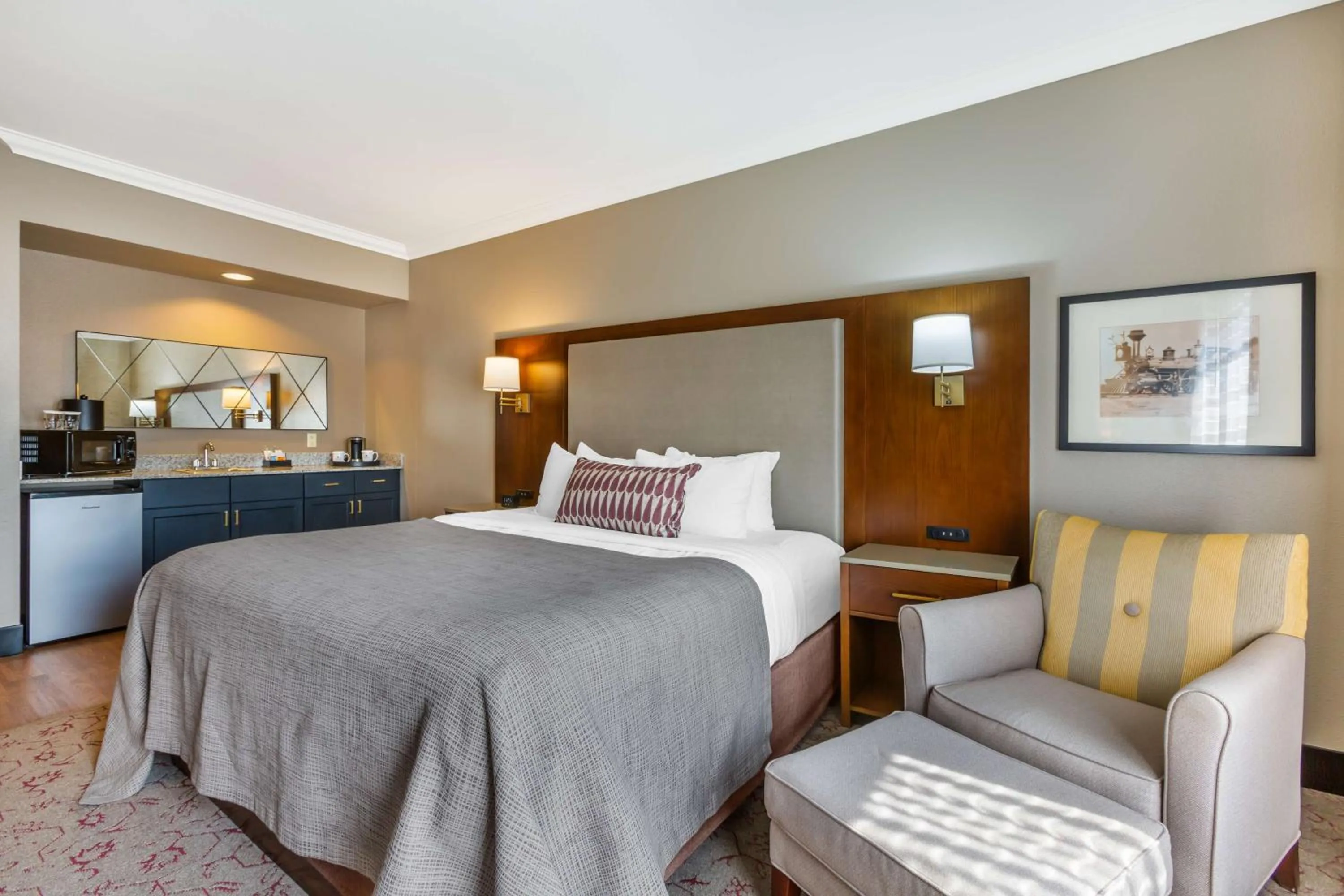 Bedroom, Bed in Best Western Premier Helena Great Northern Hotel